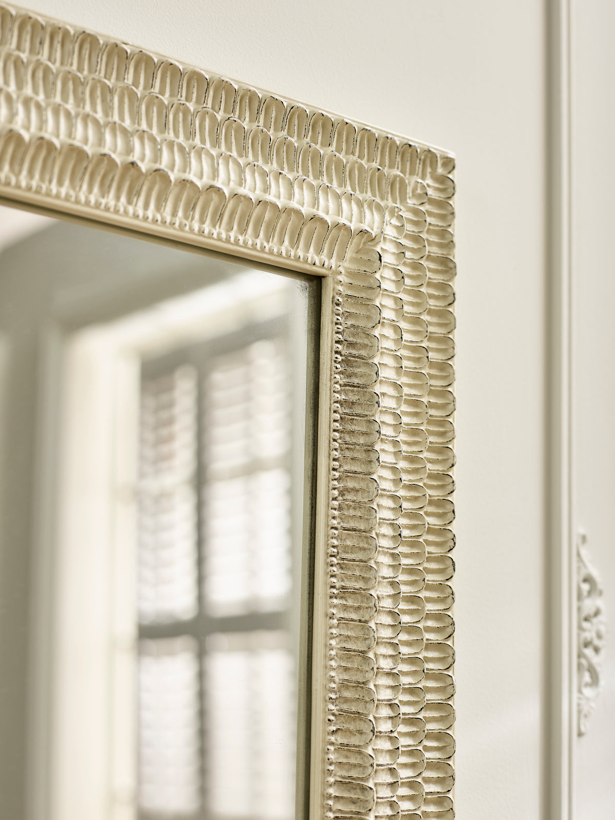 Alanis Rectangular Lean to Dress Mirror – White