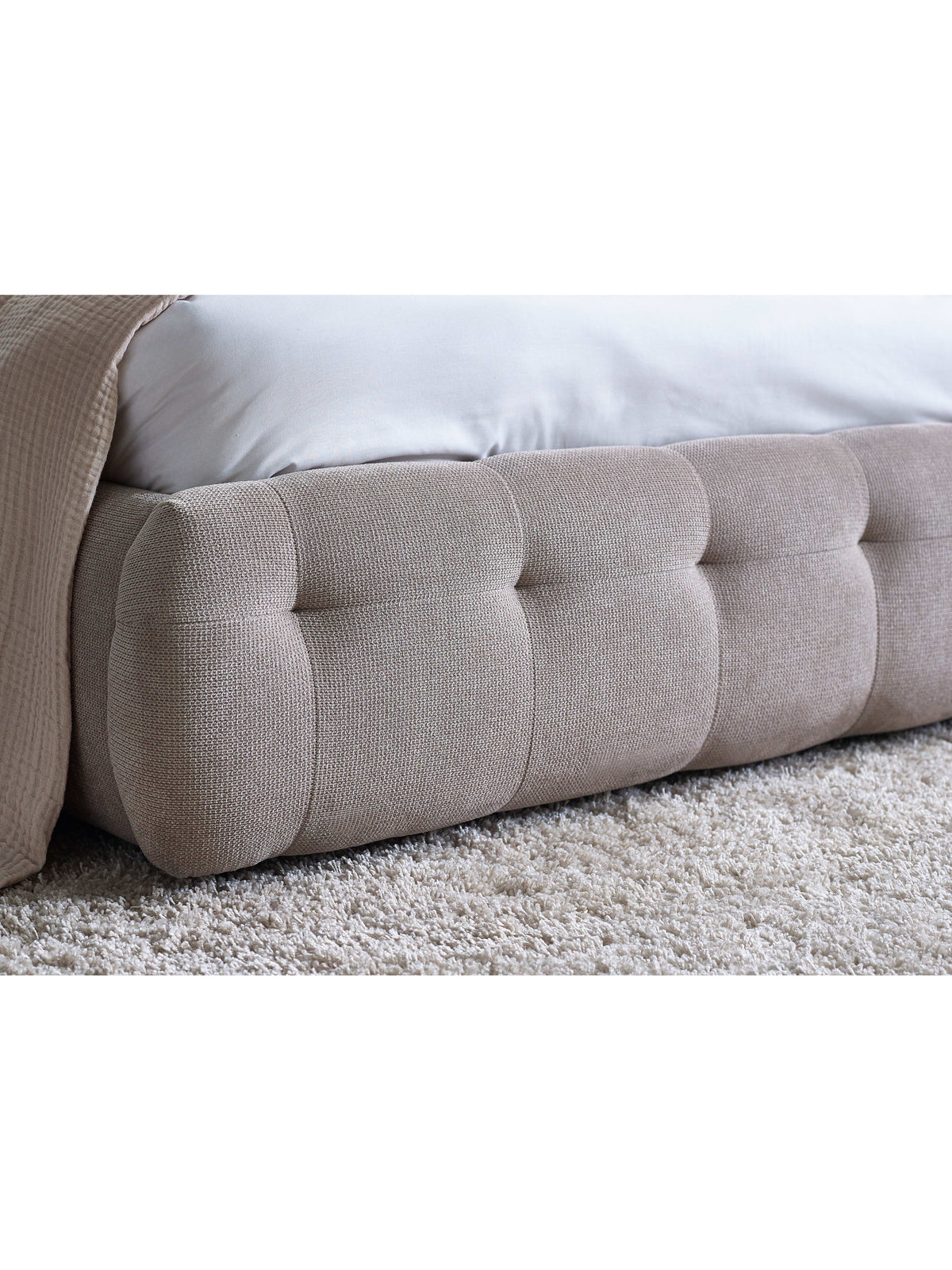Odette Bed