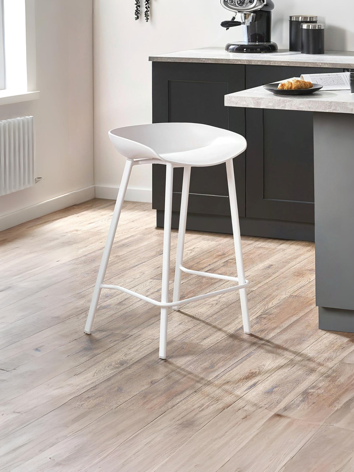 Renzo Bar Stool White (Set Of 2)
