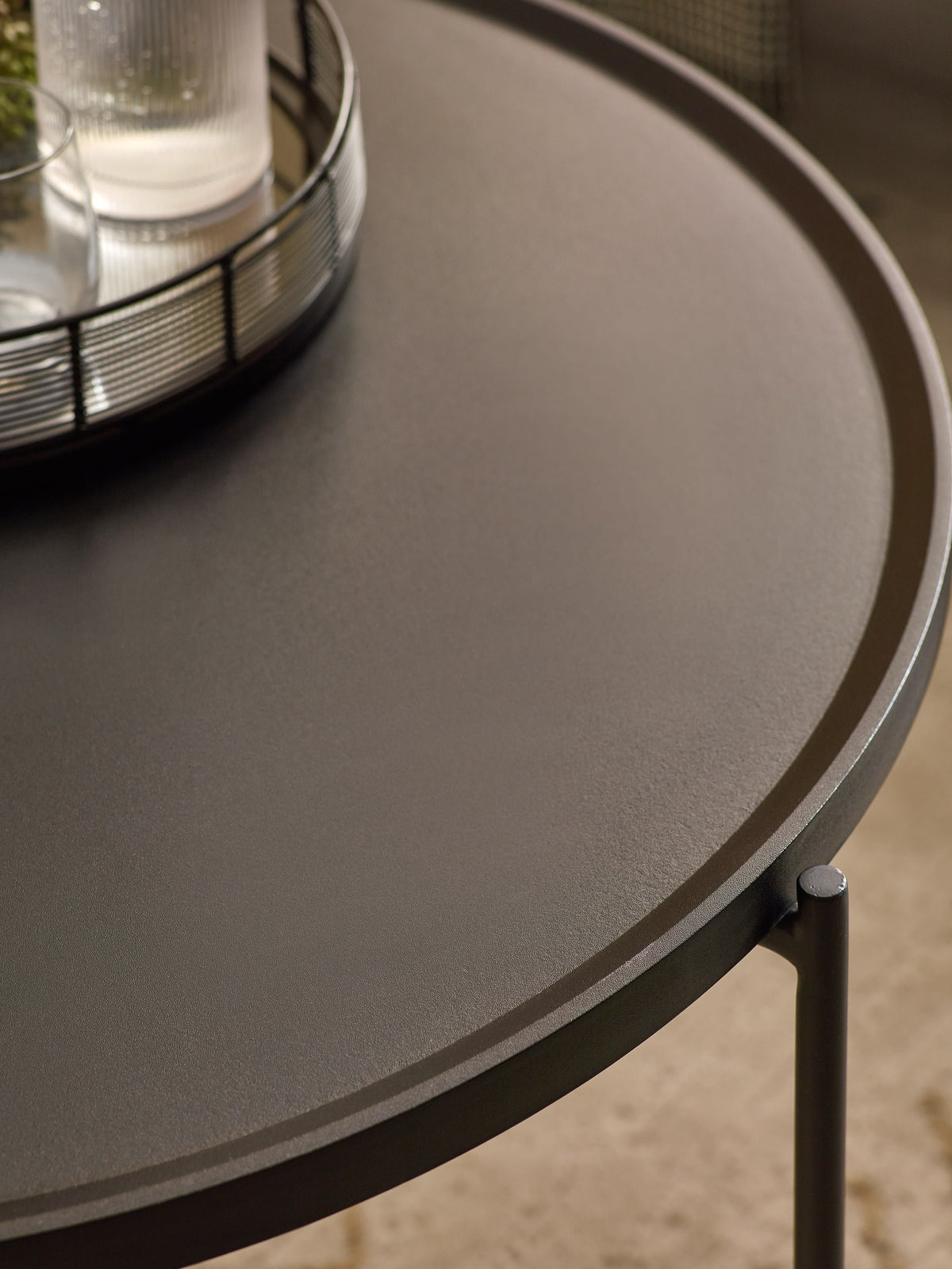 Sagrada Round Black Coffee and Lamp Table Set