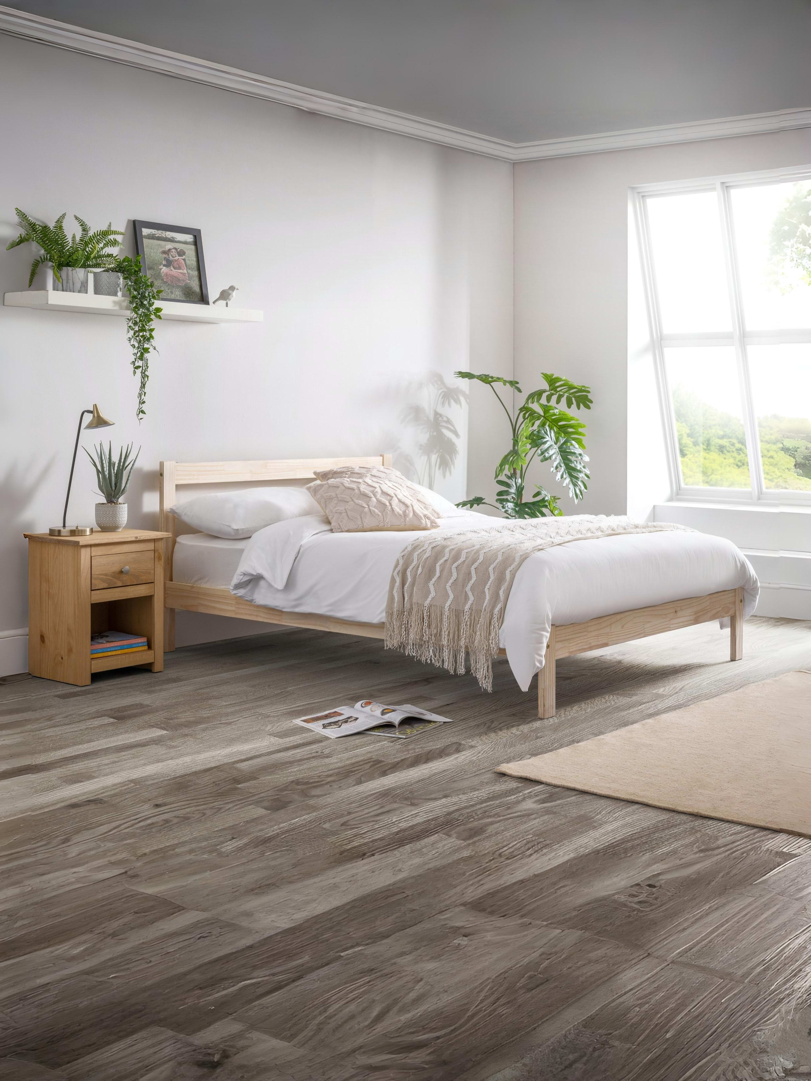 Sami Unfinished Solid Pine Bed – Unfinished Pine