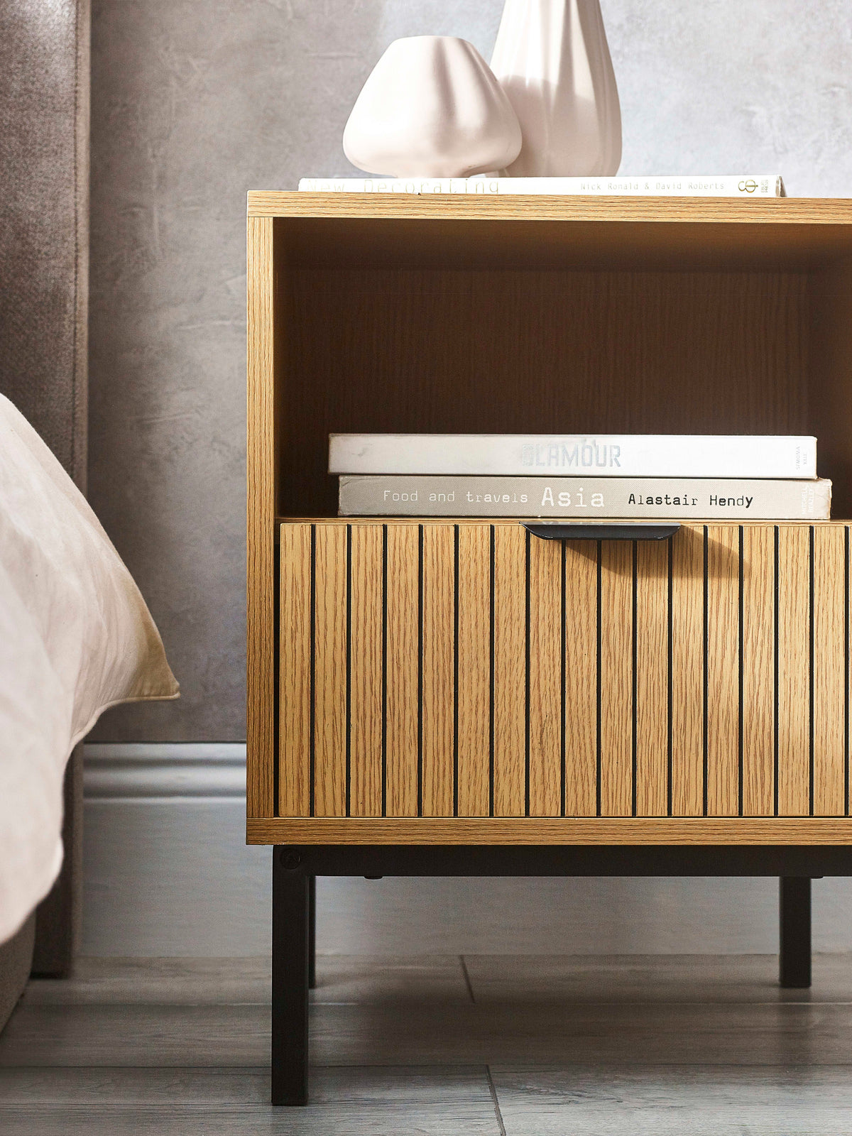 Sia Side Table