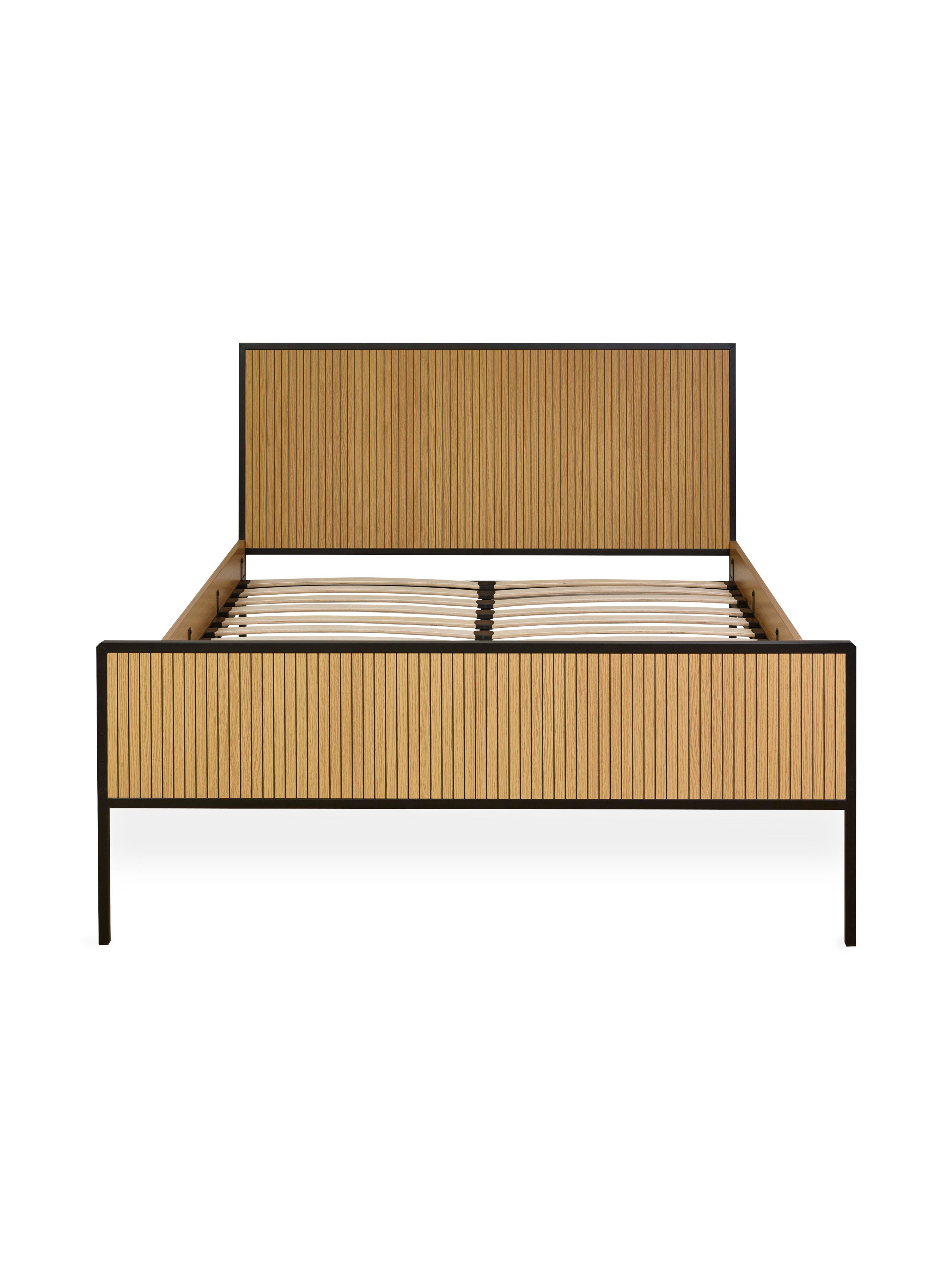 Sia Oak Effect Bed Frame – Natural Oak Effect
