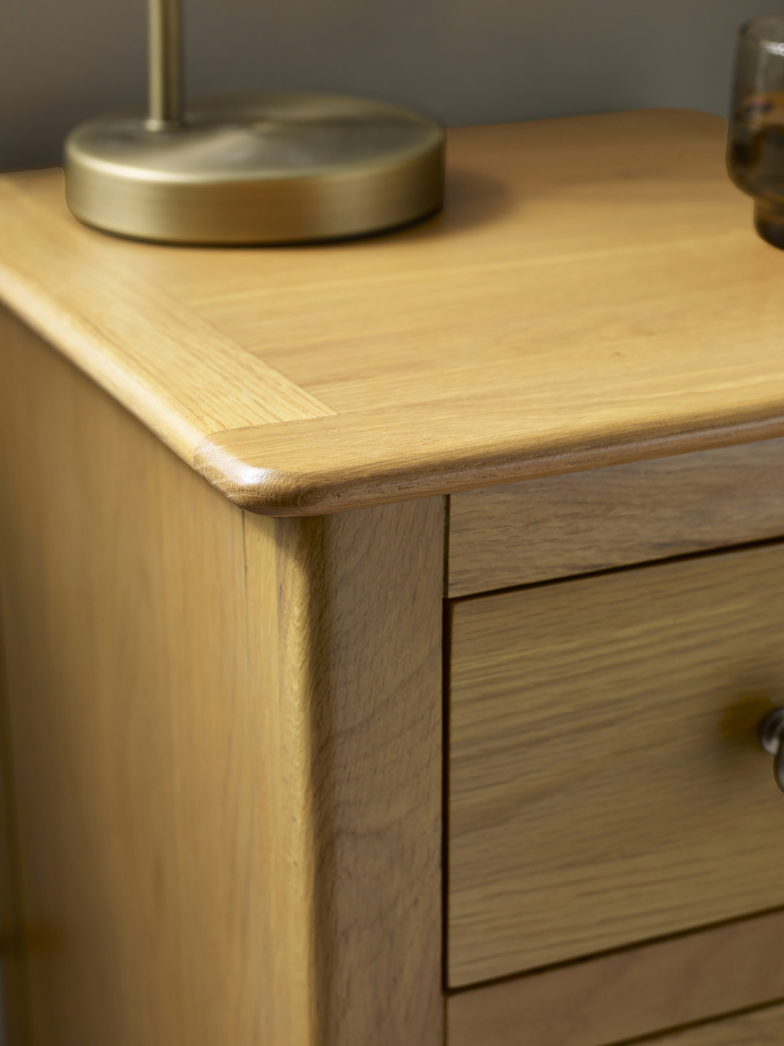 Somerset Oak Compact 3 Drawer Bedside Table – Light Oak