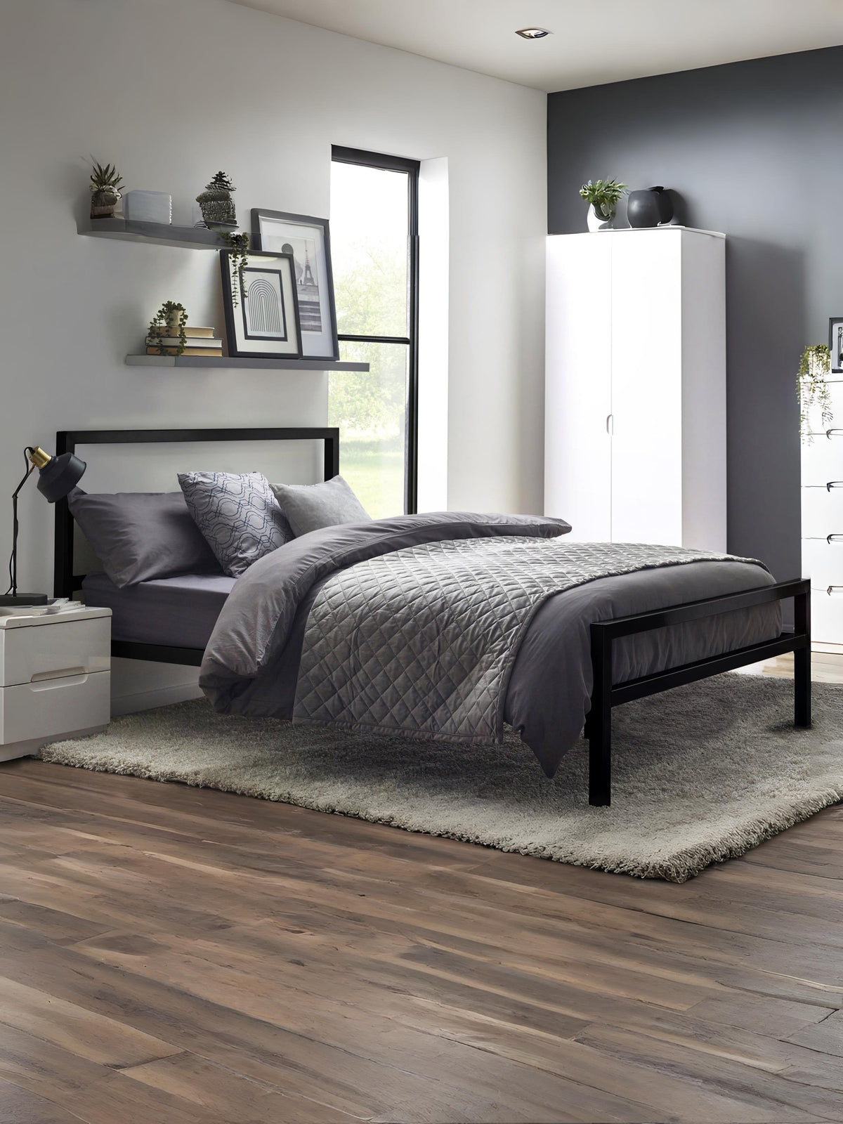 Soto Black Metal Bed