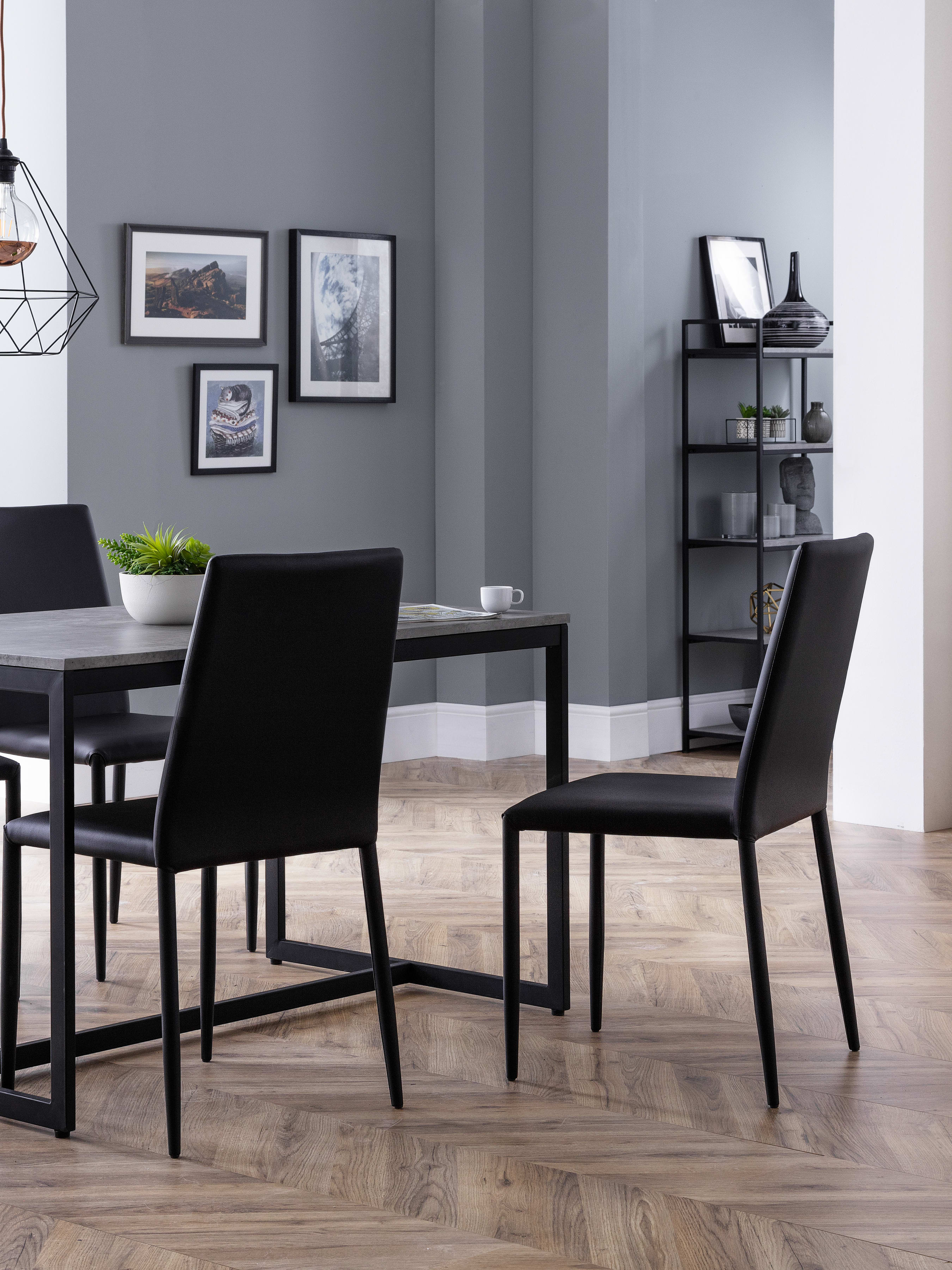 Staten Table and 4 Black Jazz Chairs – Concrete/Black
