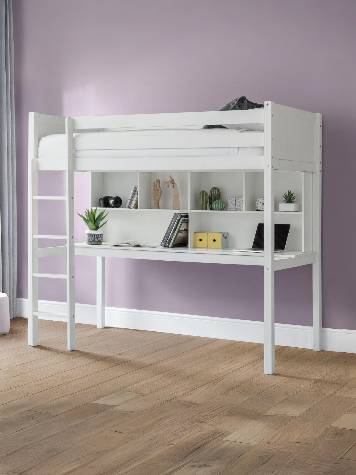 Titan Highsleeper White