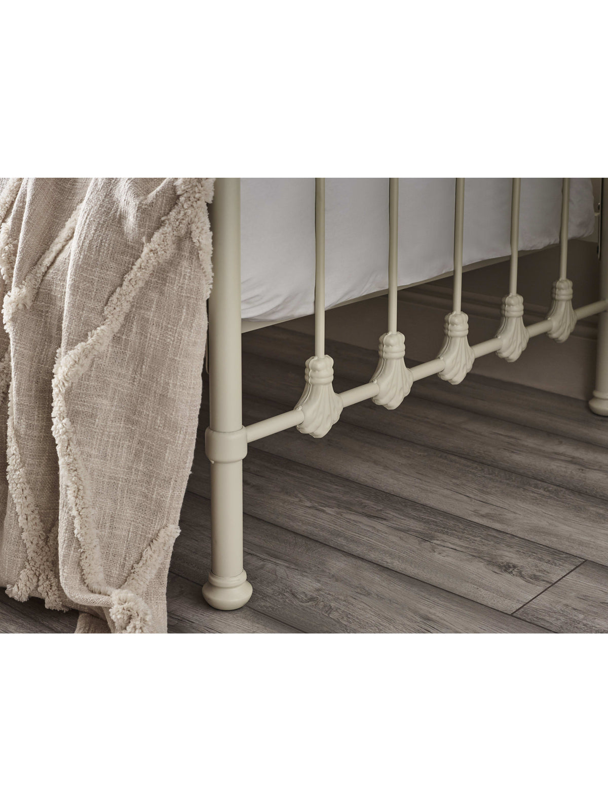 Versailles Daybed Only - Stone White