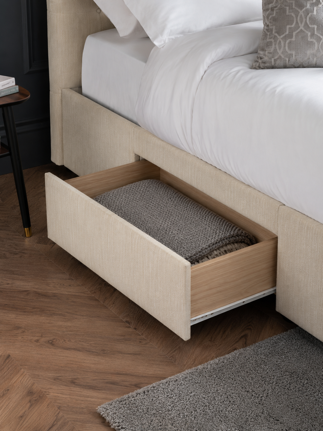 Wilton 4 Drawer Bed – Oatmeal Beige Linen – Oatmeal Linen