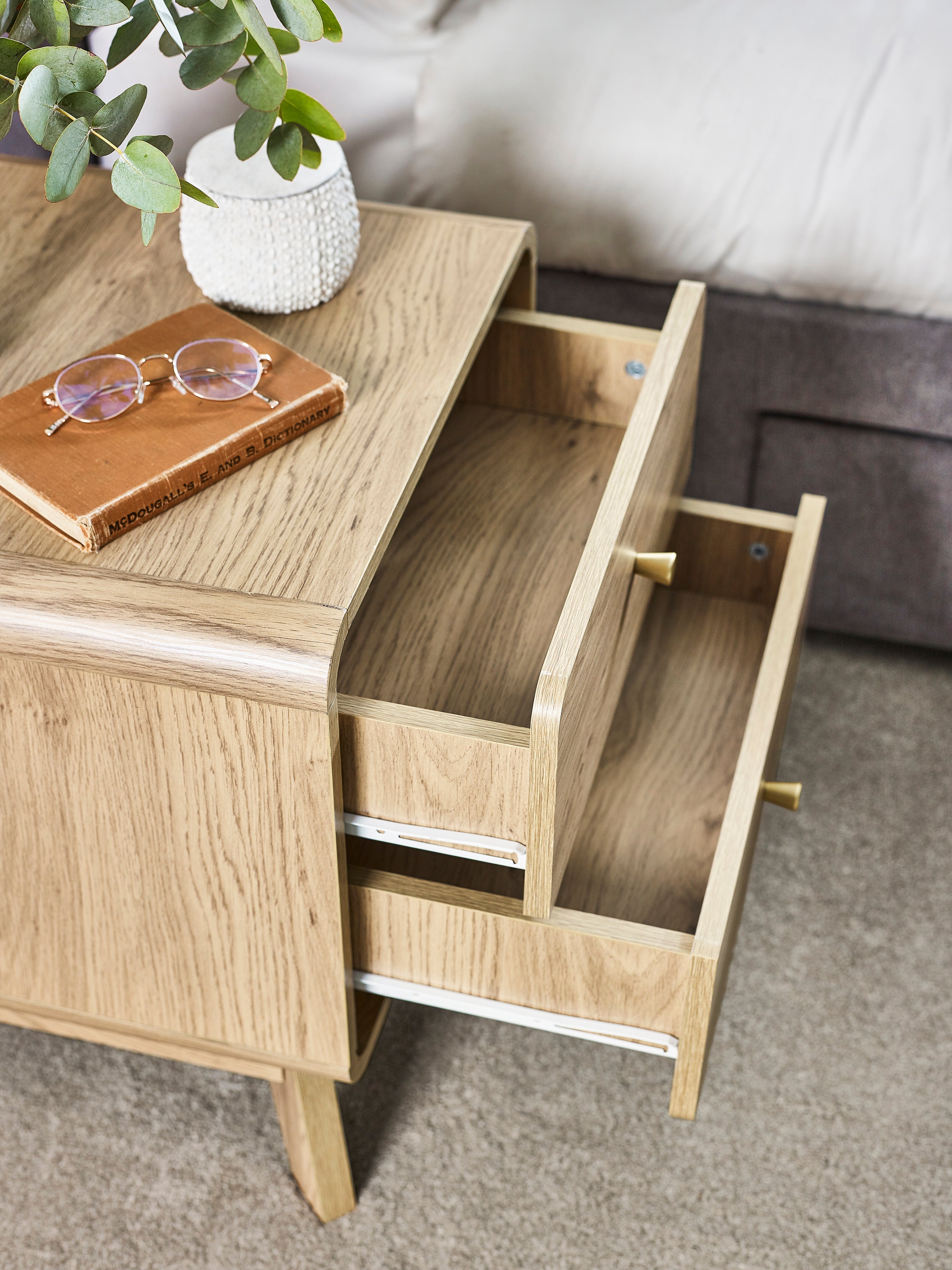 Ingrid 2 Drawer Bedside Oak – Julian Bowen, view 7