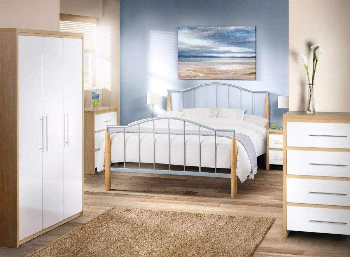 Julian Bowen Bedside Cabinets Stockholm 2 Drawer Bedside Bed Kings
