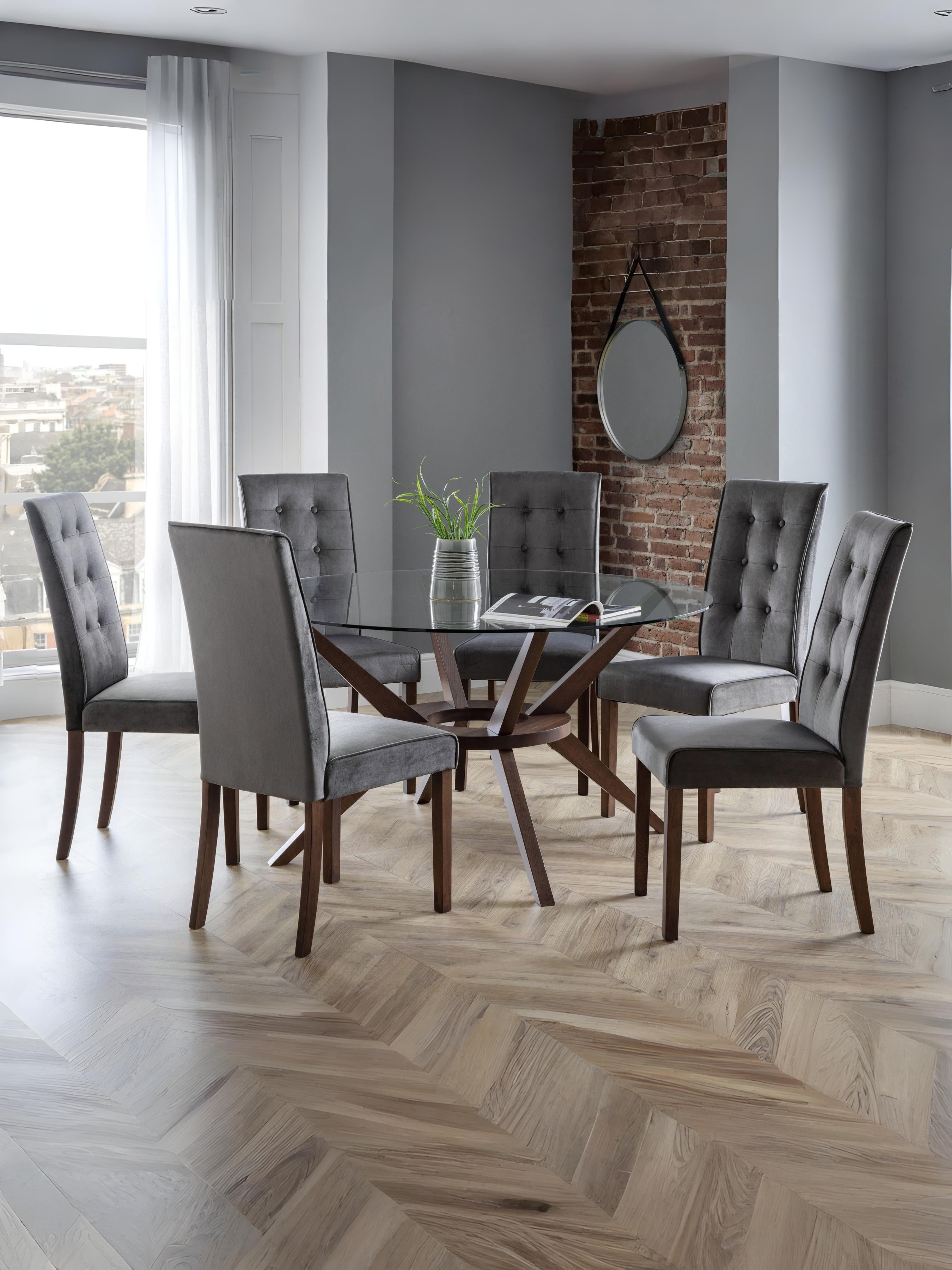 Chelsea 140cm Round Table and 6 Madrid Chairs