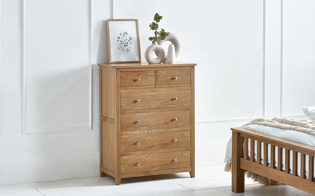 Mallory 4+2 Drawer Chest – Julian Bowen, view 2