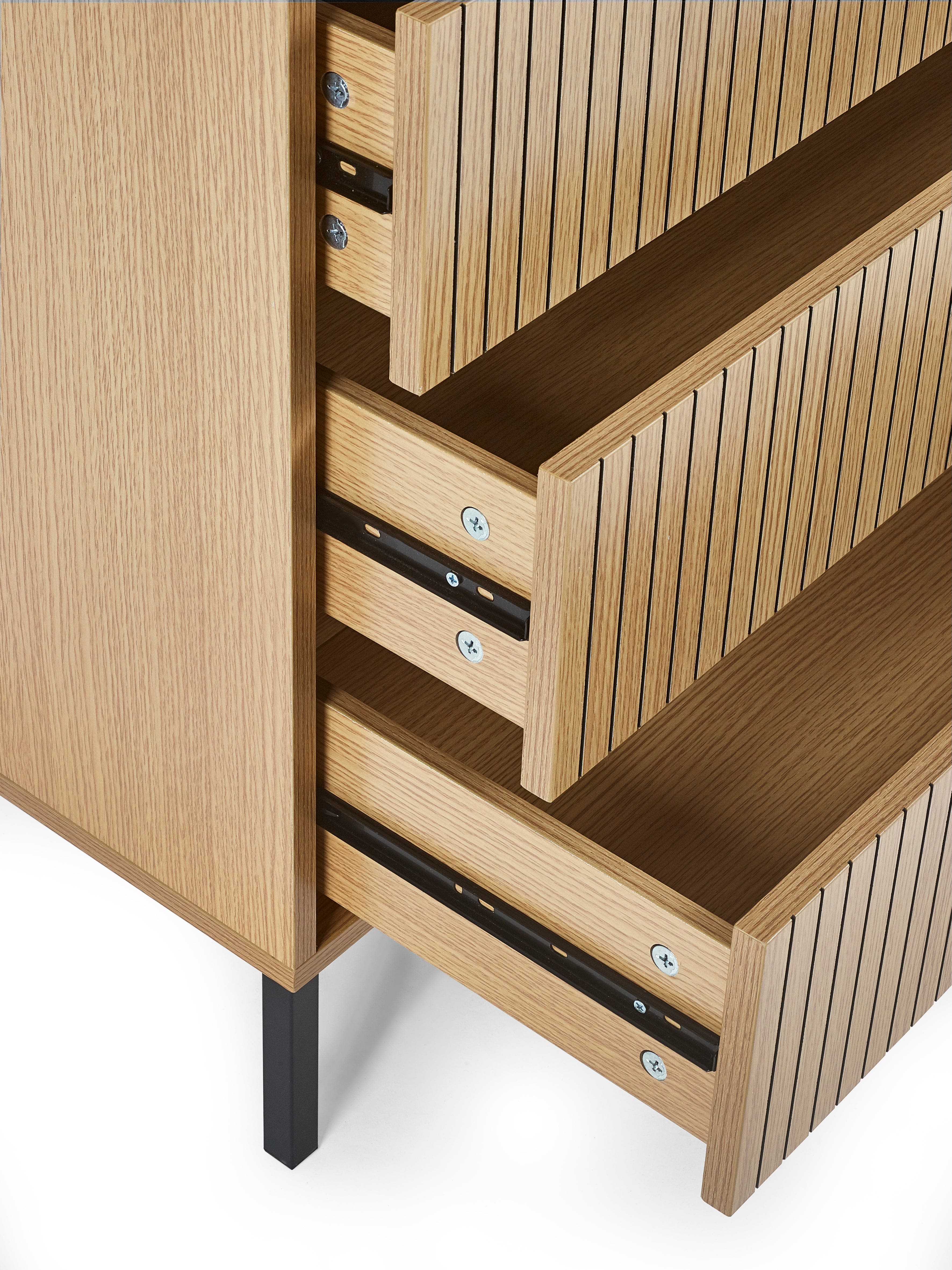 Sia 5 Drawer Chest – Julian Bowen, view 6
