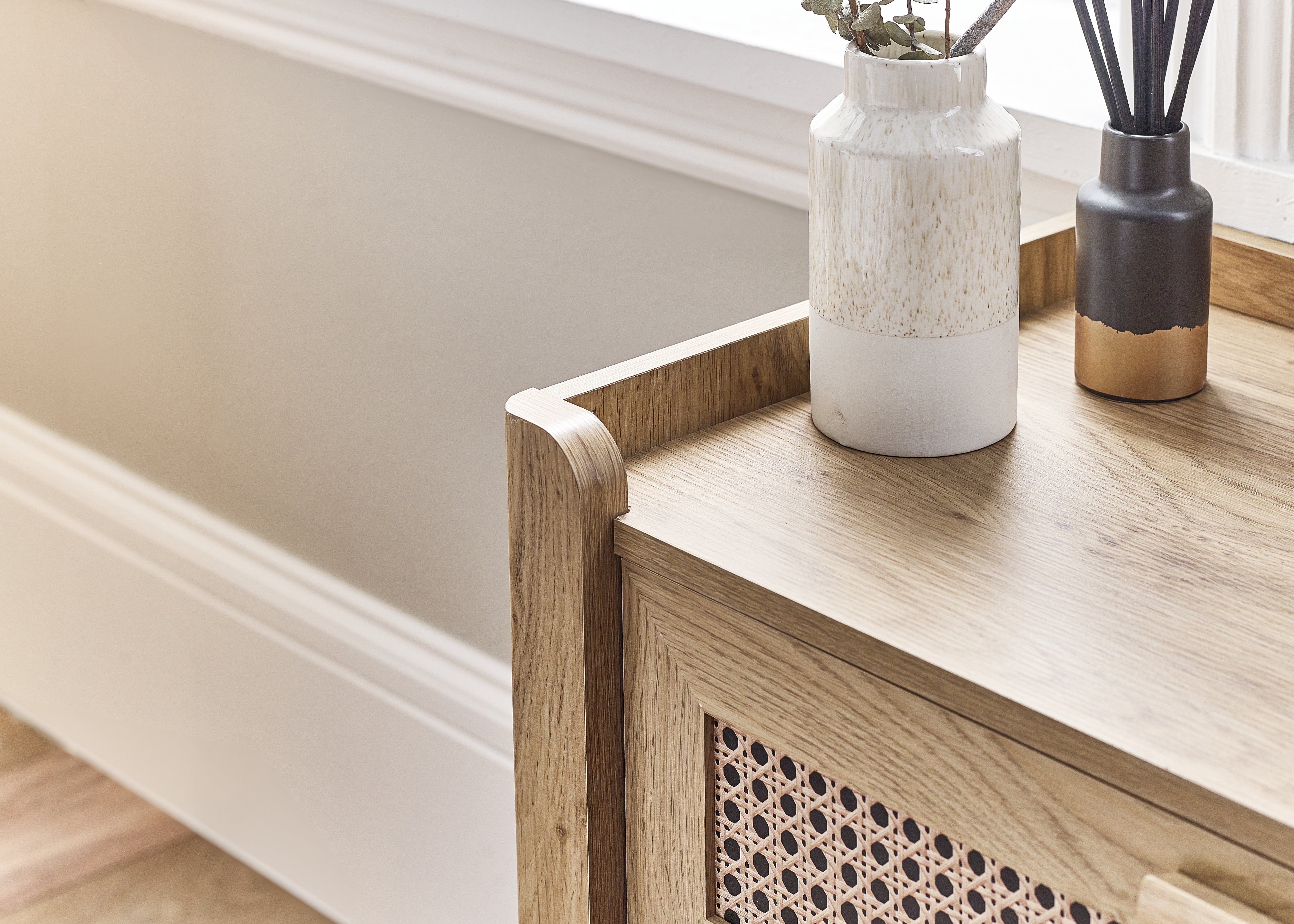 Sydney 5 Drawer Chest - Rattan Effect – Julian Bowen, view 4