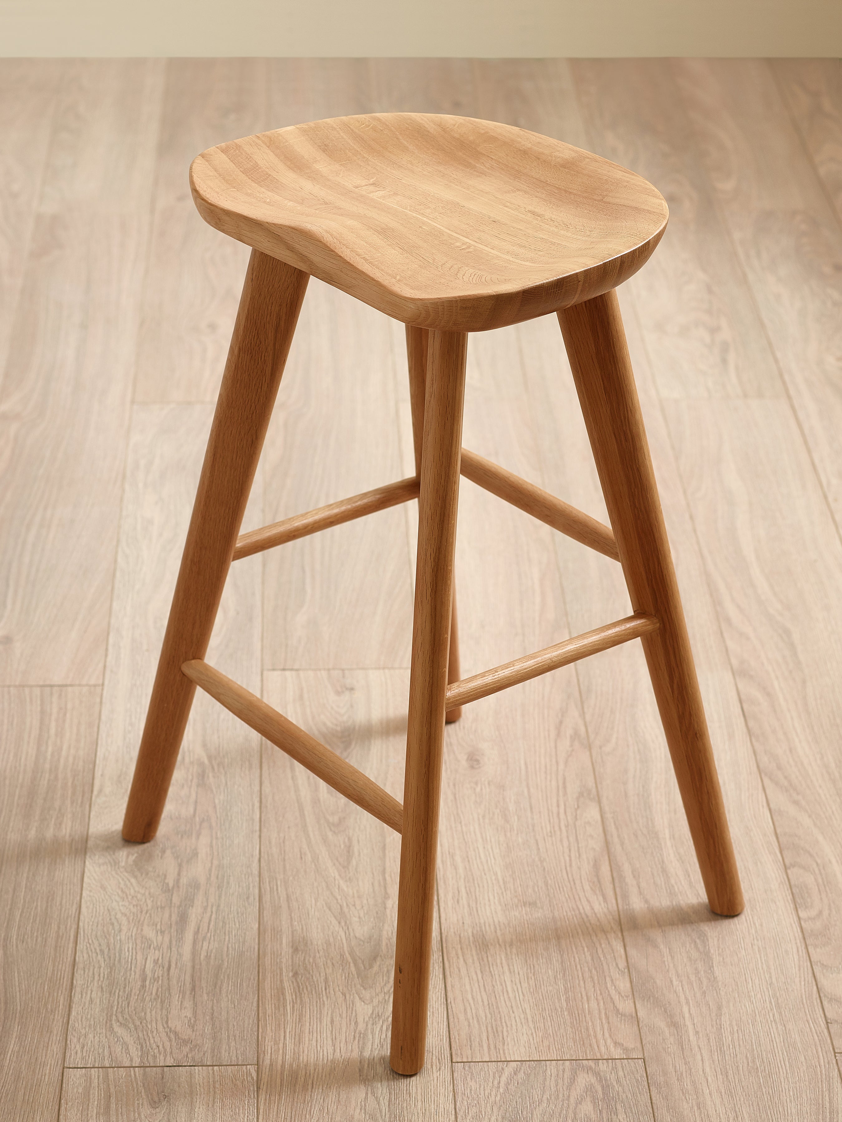 Mulu Natural Solid Oak Bar Stool – Julian Bowen, view 9