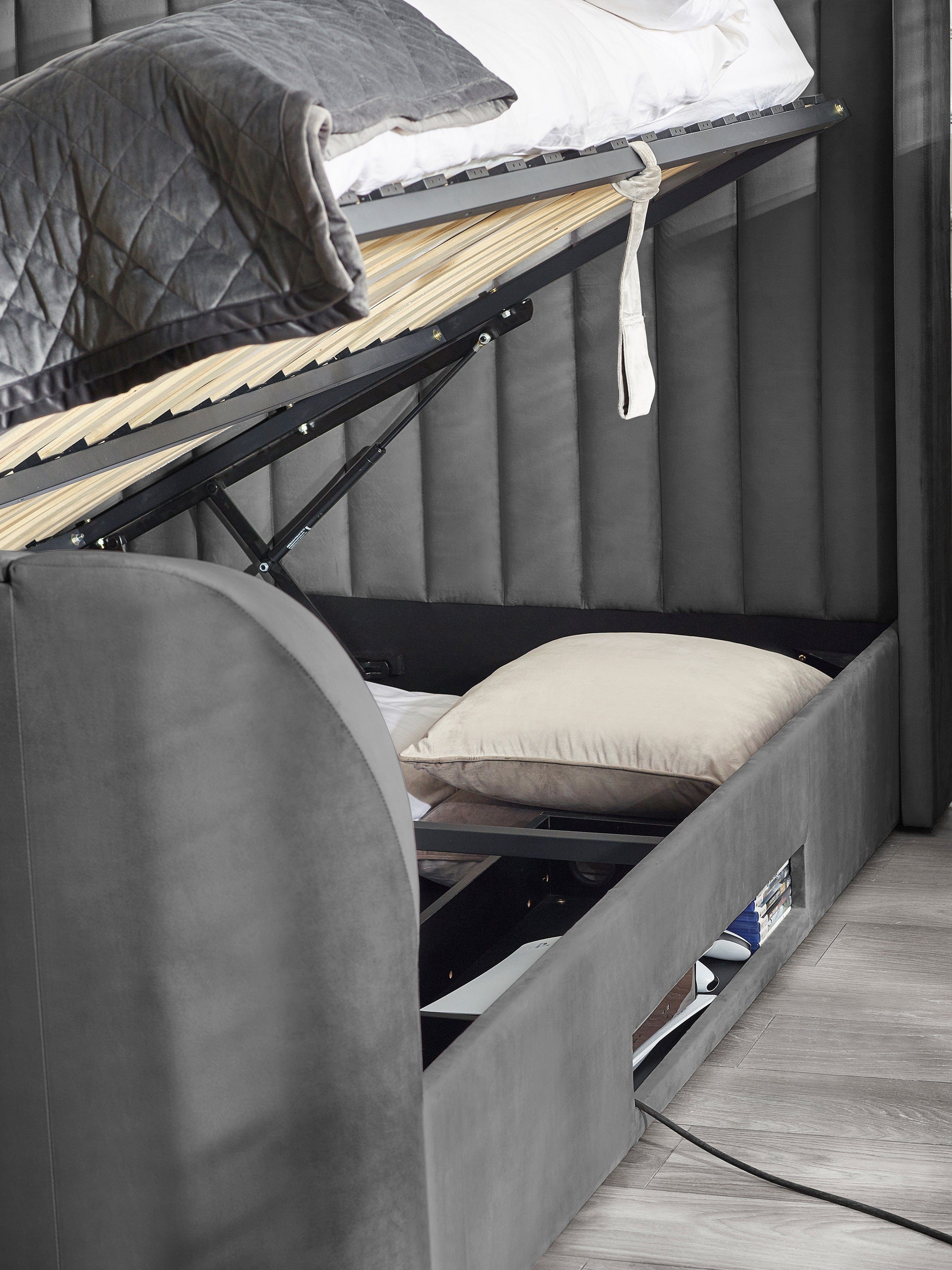 Clara Ottoman TV Bed - Dark Grey – Julian Bowen, view 47