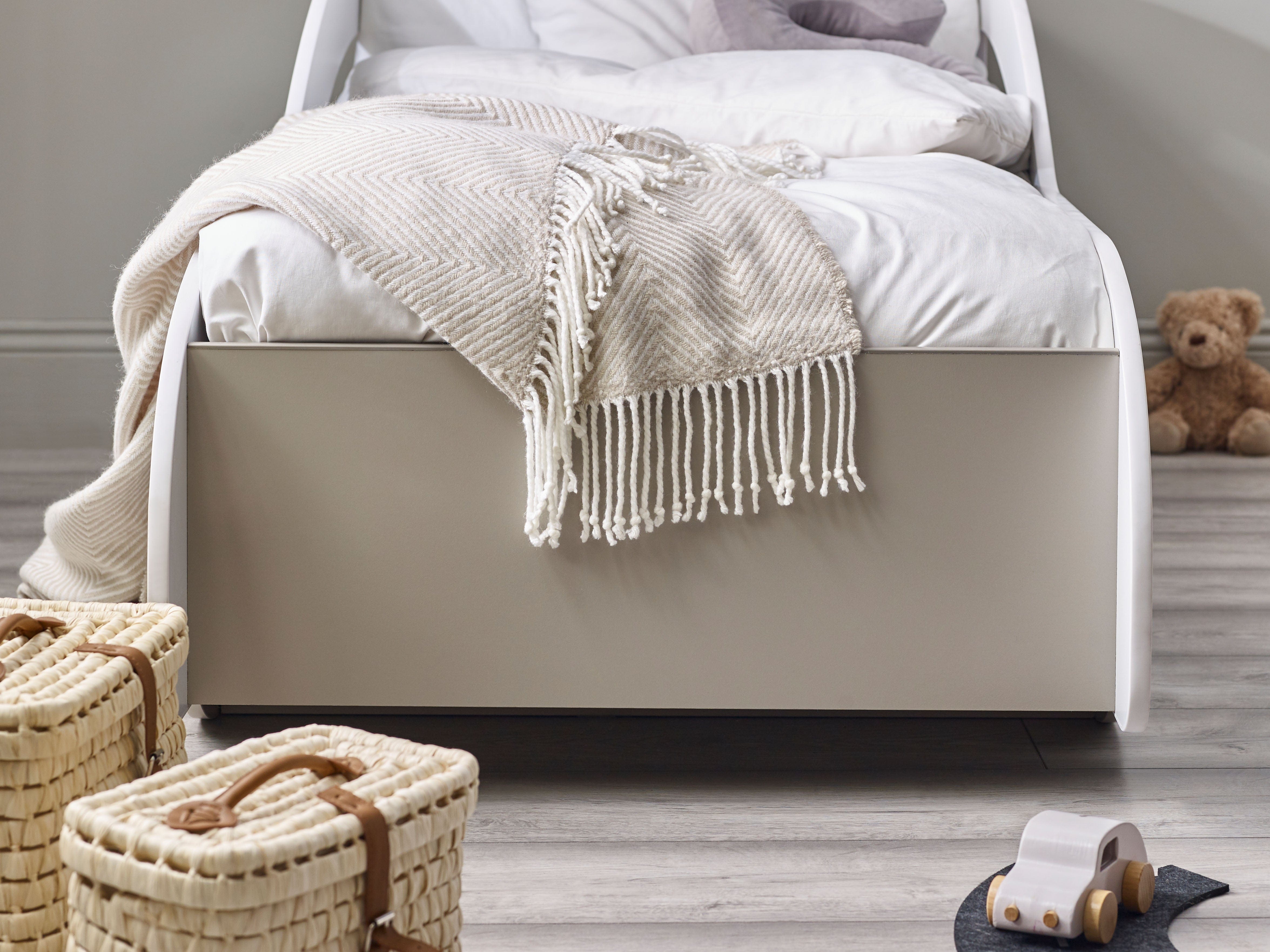 Atlantis Toddler Car Bed - White – Julian Bowen, view 3