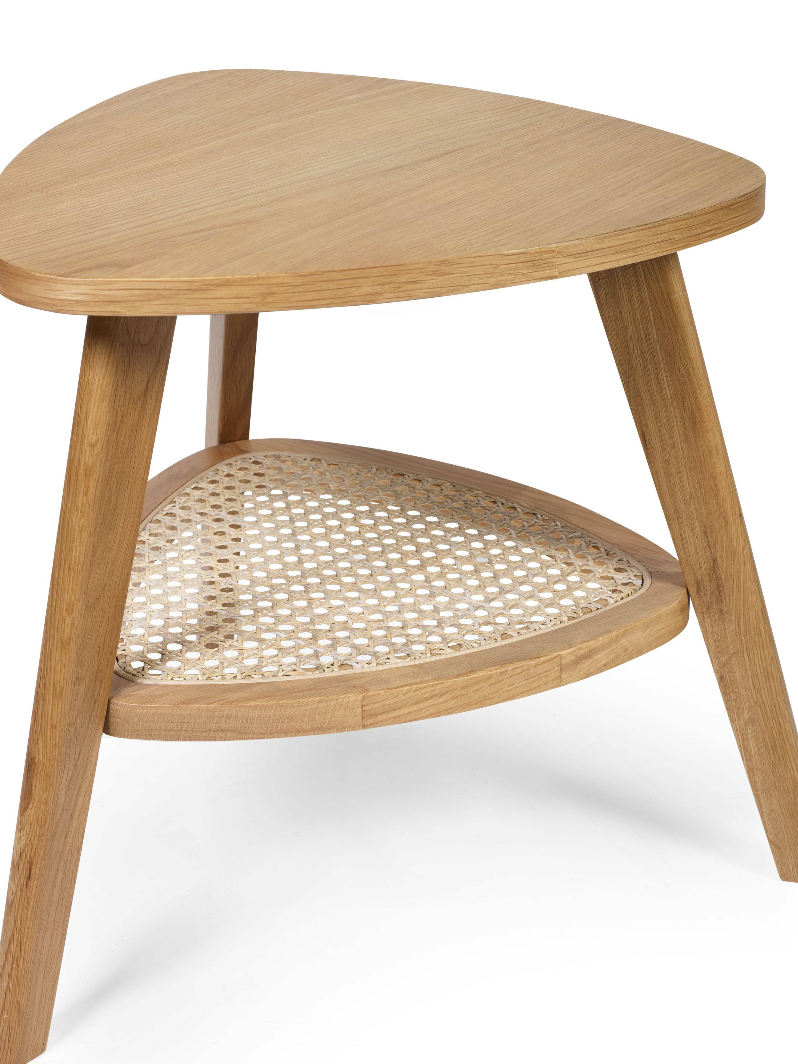 Vera Oak Triangular Side Table with Shelf – Julian Bowen, view 8