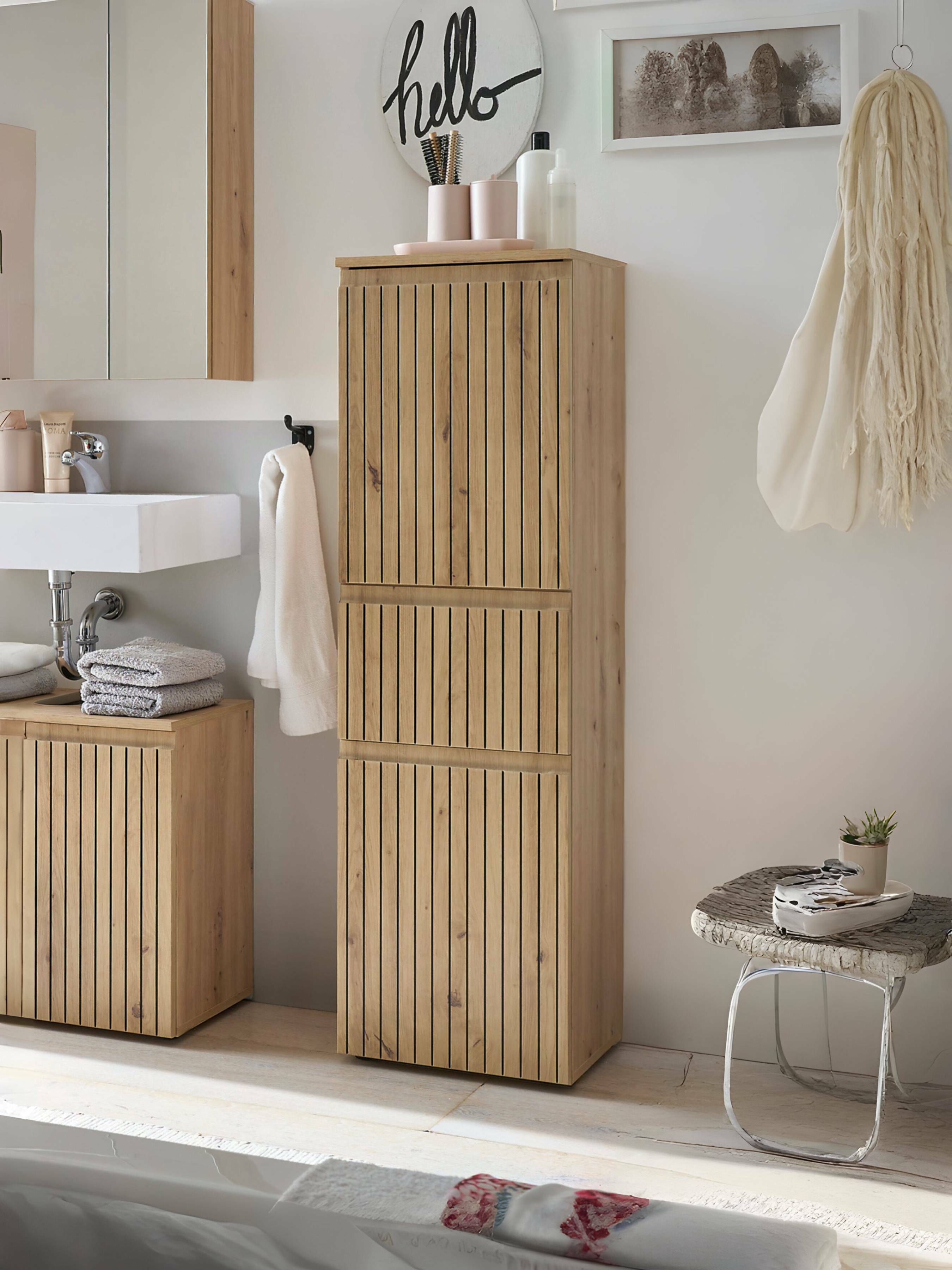 Austin 2 Door & 1 Drawer Narrow Cabinet – Julian Bowen, view 2
