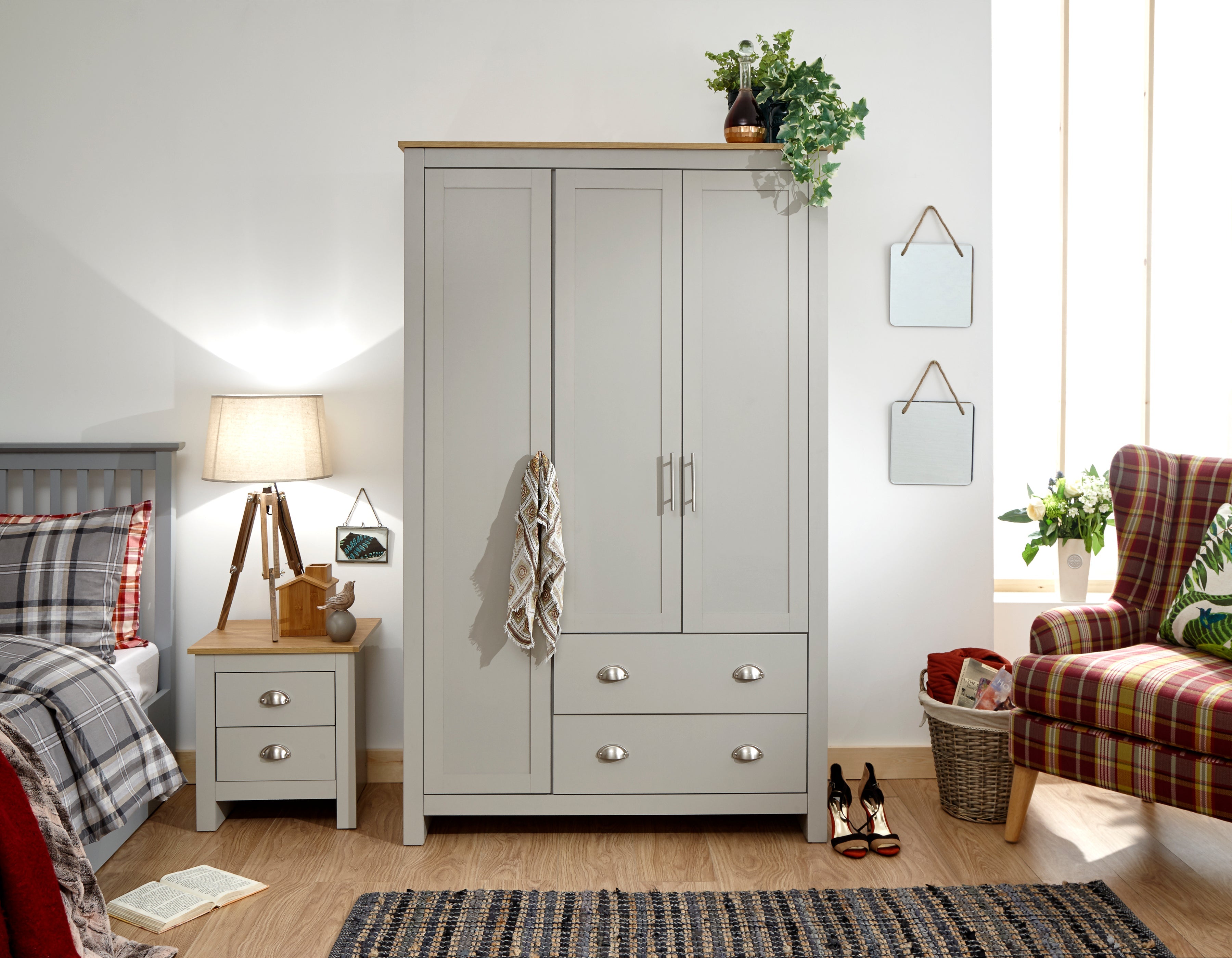 Lancaster 3 Door 2 Drawer Wardrobe Grey – GFW, view 8