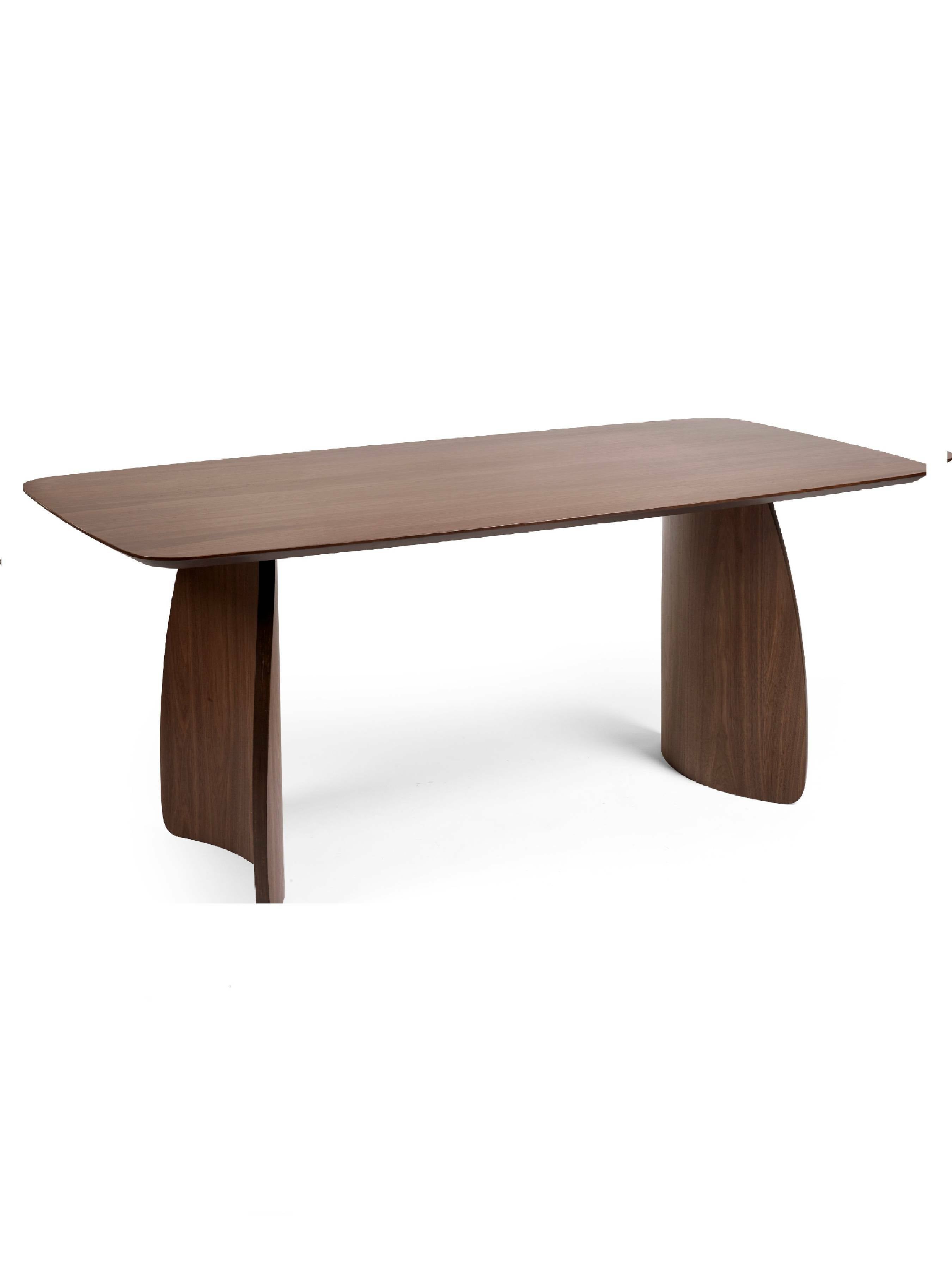 Artemis Curved Leg Walnut Dining Table – Julian Bowen