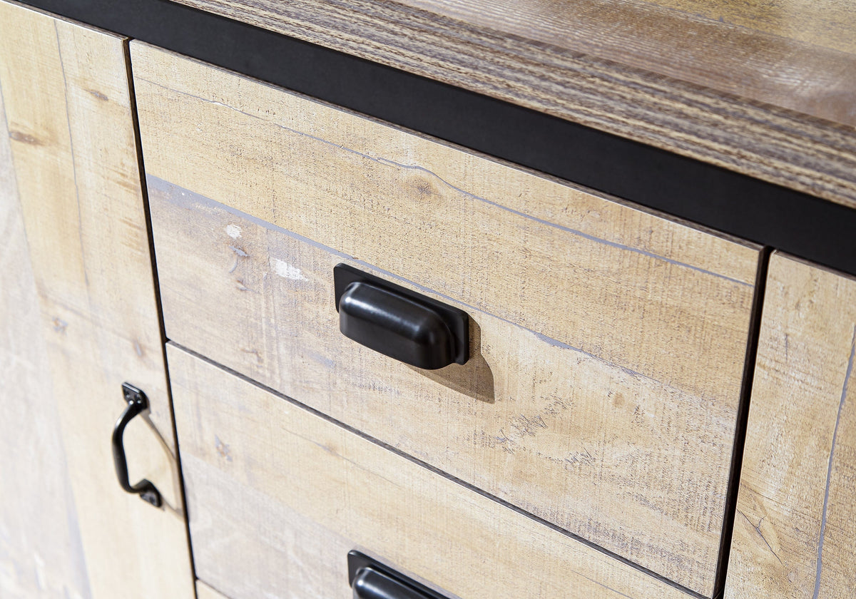 GFW Sideboard Boston 2 Door 3 Drawer Sideboard Oak