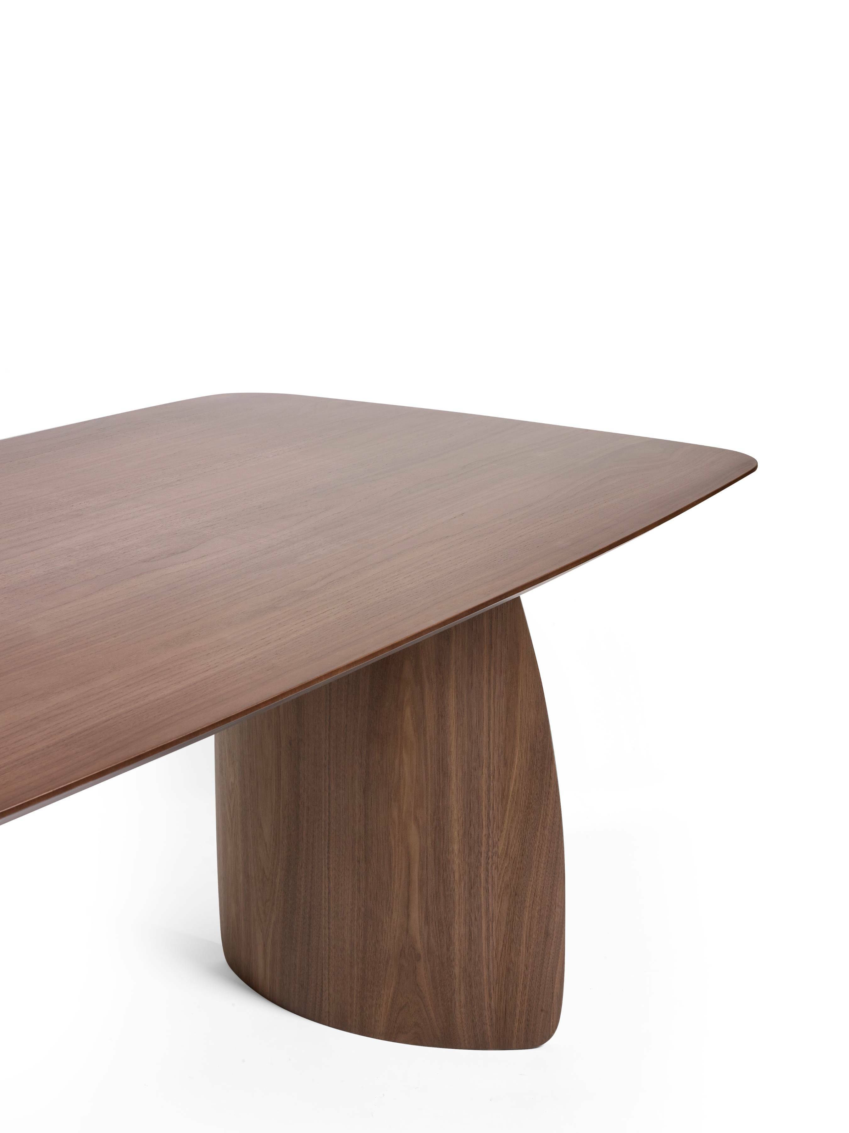 Artemis Curved Leg Walnut Dining Table – Julian Bowen, view 10