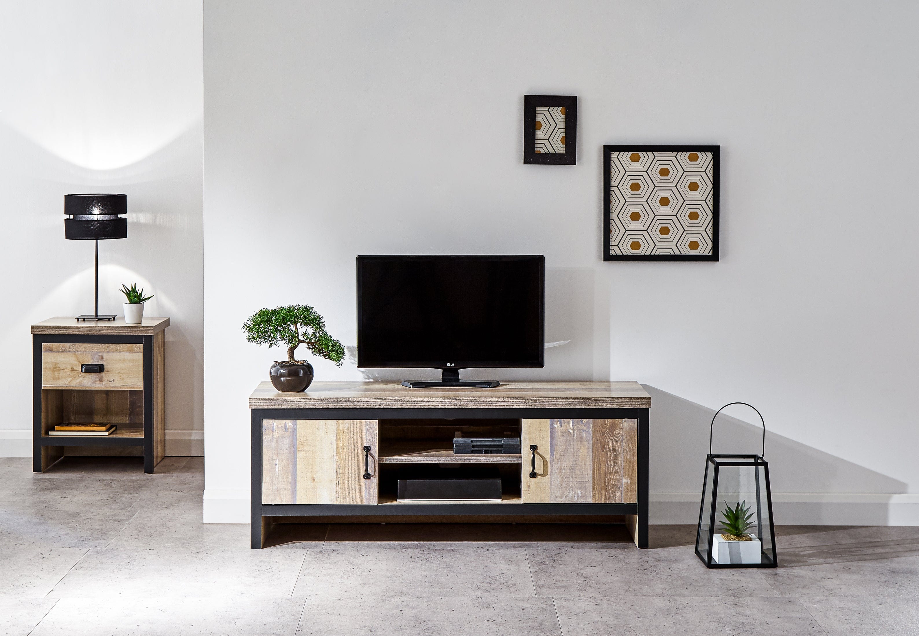 GFW TV Unit Discontinued - Boston 2 Door TV Unit Oak Bed Kings