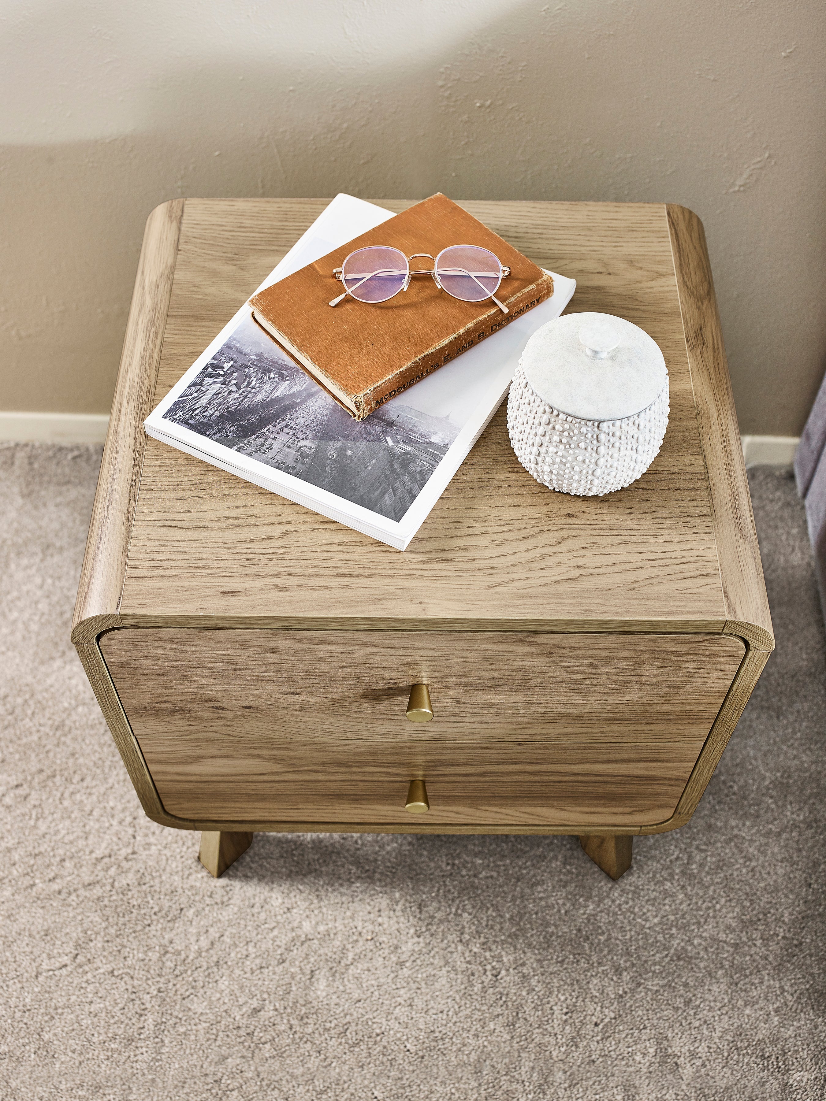 Ingrid 2 Drawer Bedside Oak – Julian Bowen, view 8