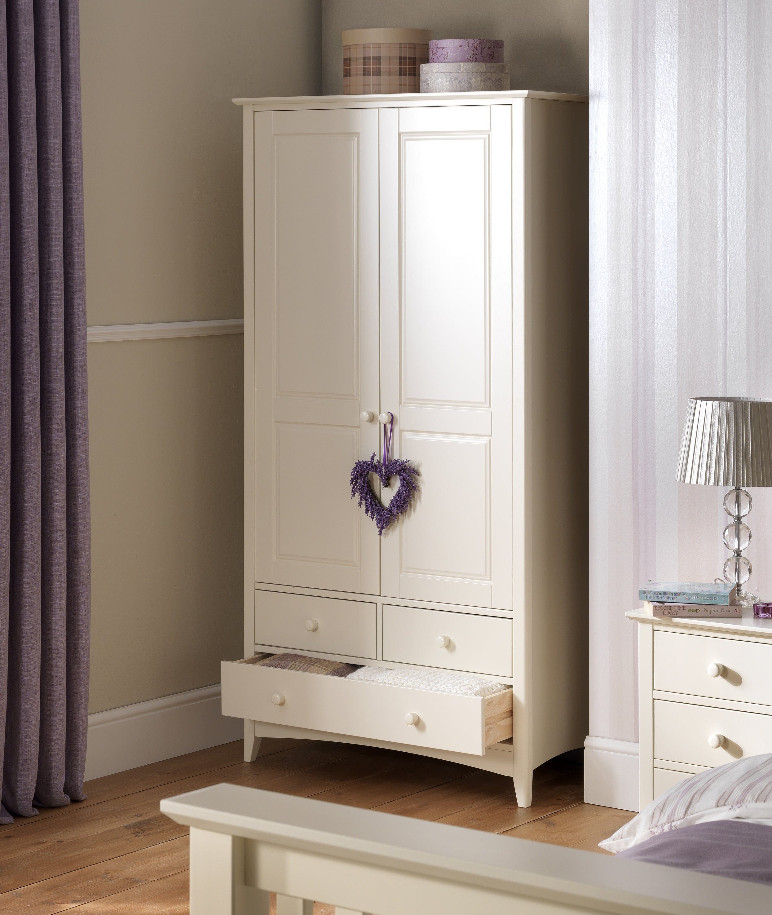 Cameo Combination Wardrobe – Julian Bowen, view 2
