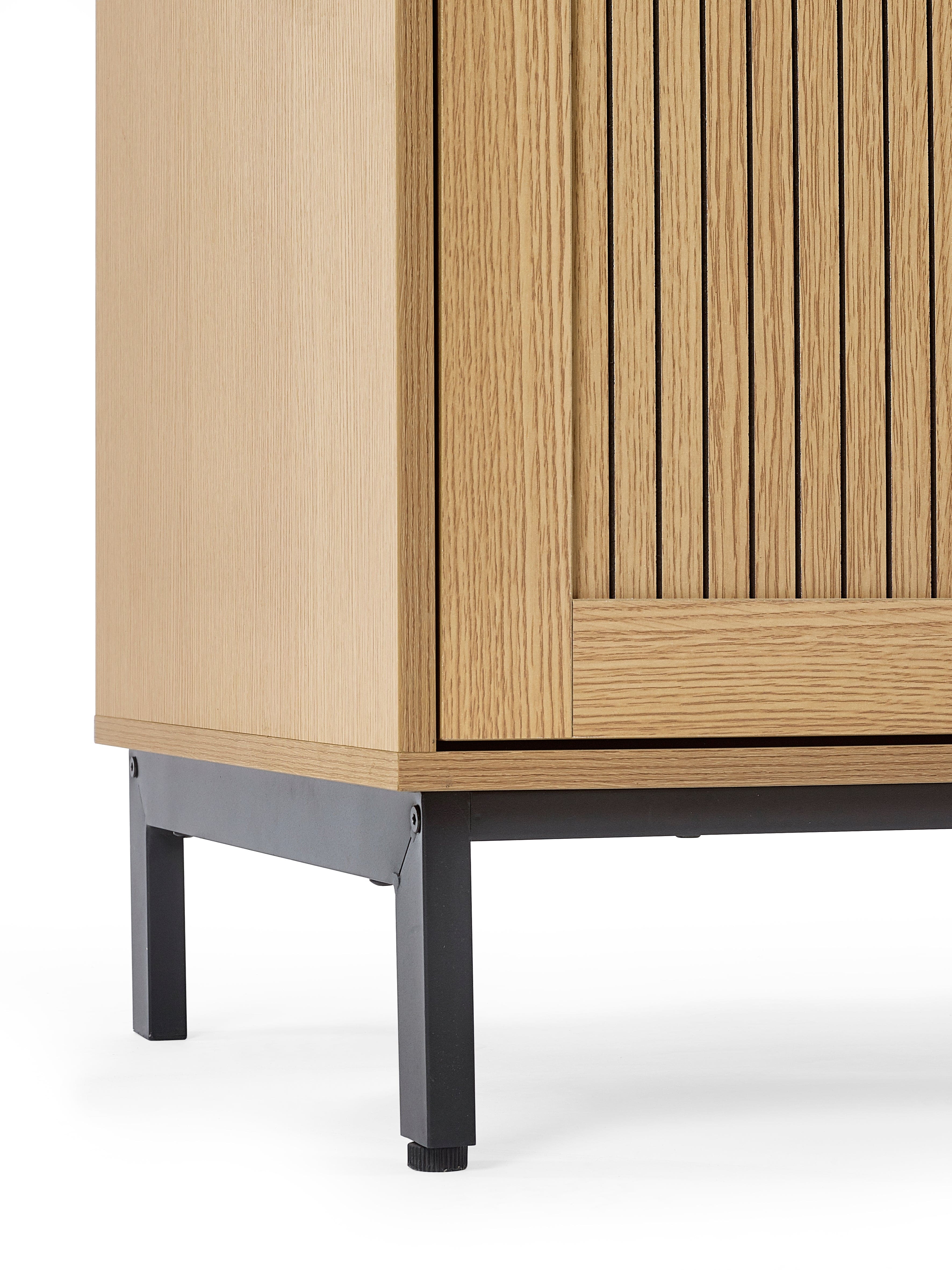 Sia 2 Door Wardrobe – Julian Bowen, view 7