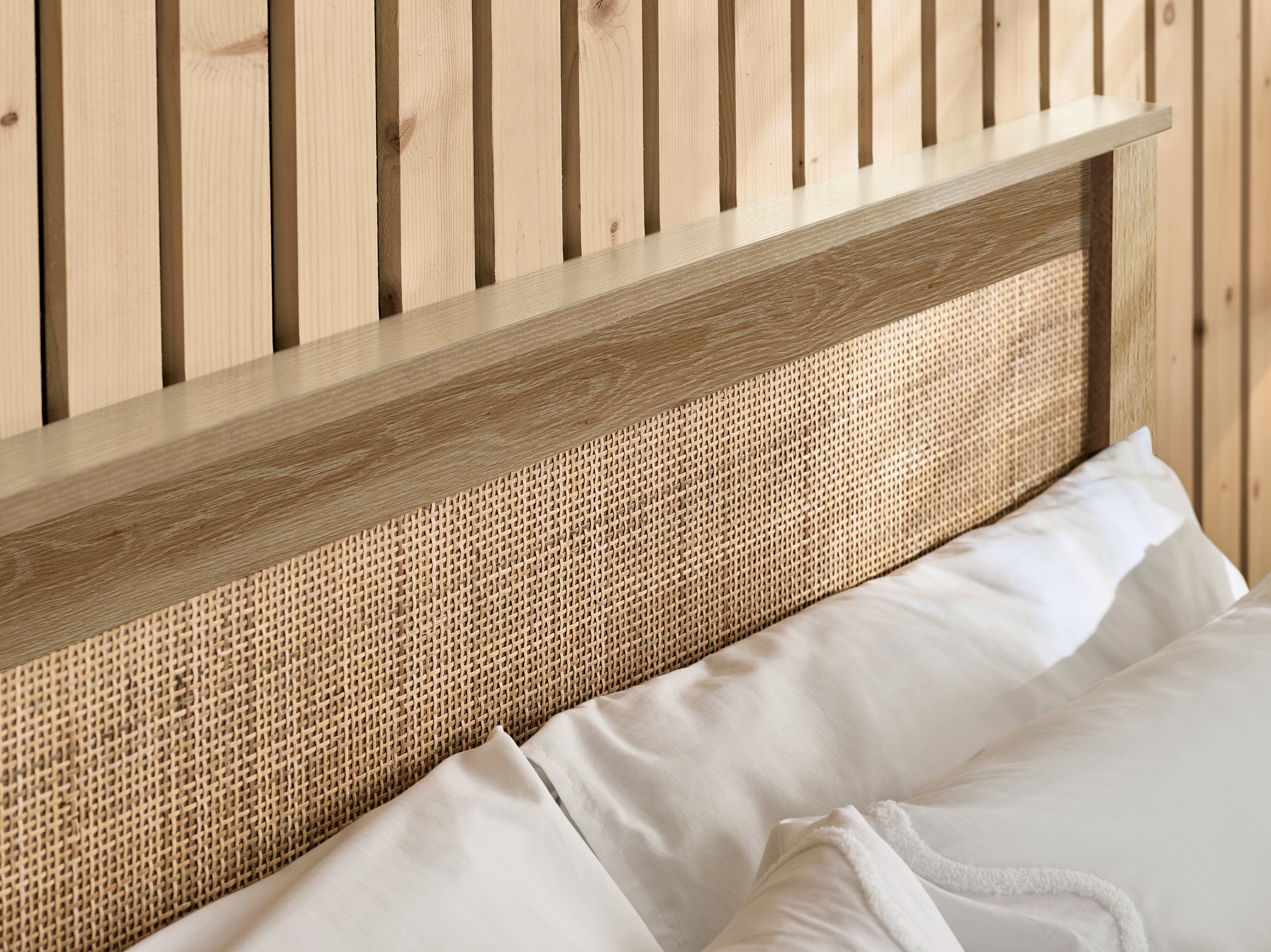 Padstow Ottoman Storage Bed - Oak – Julian Bowen, view 3