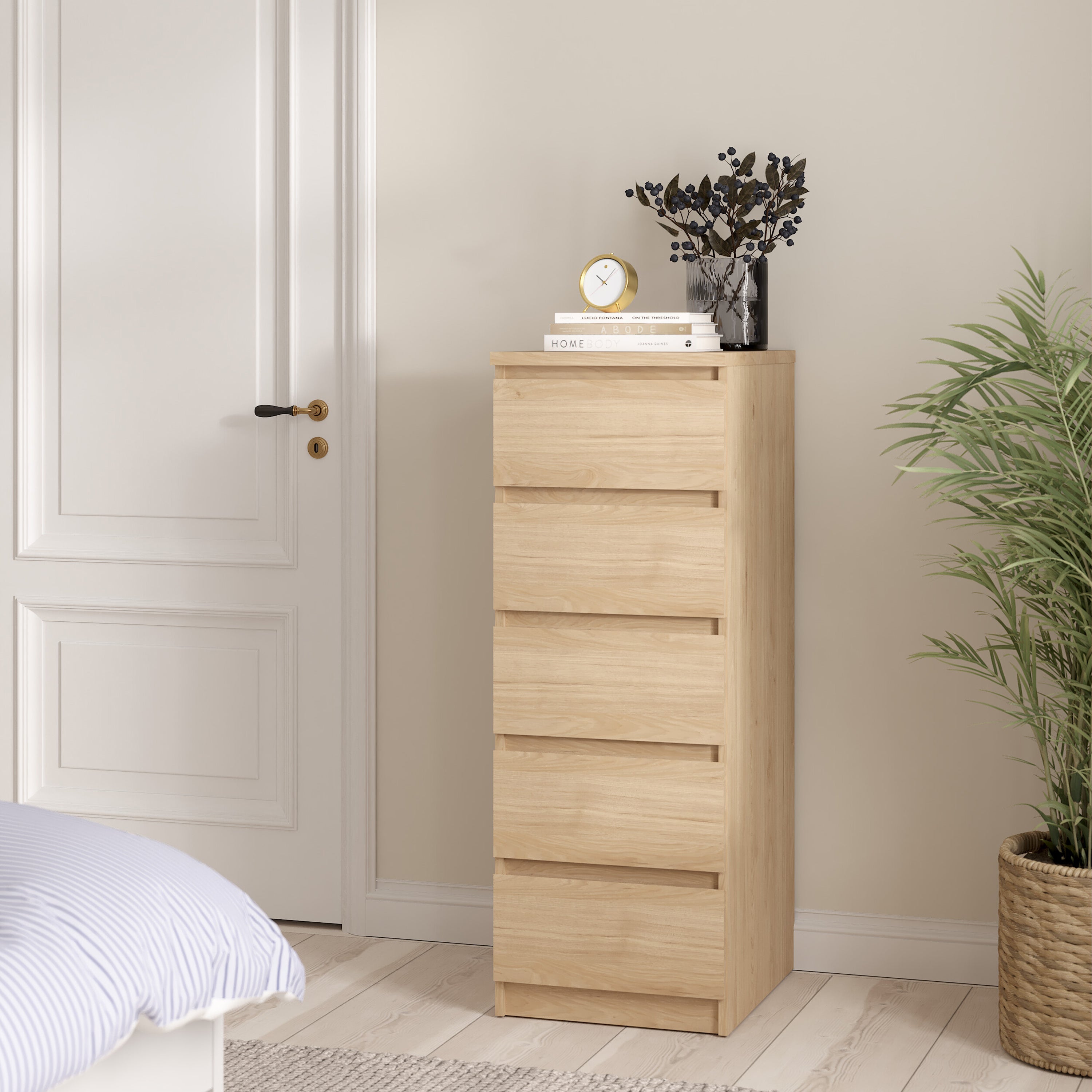 Naia Narrow Chest of 5 Drawers in Jackson Hickory Oak – FTG