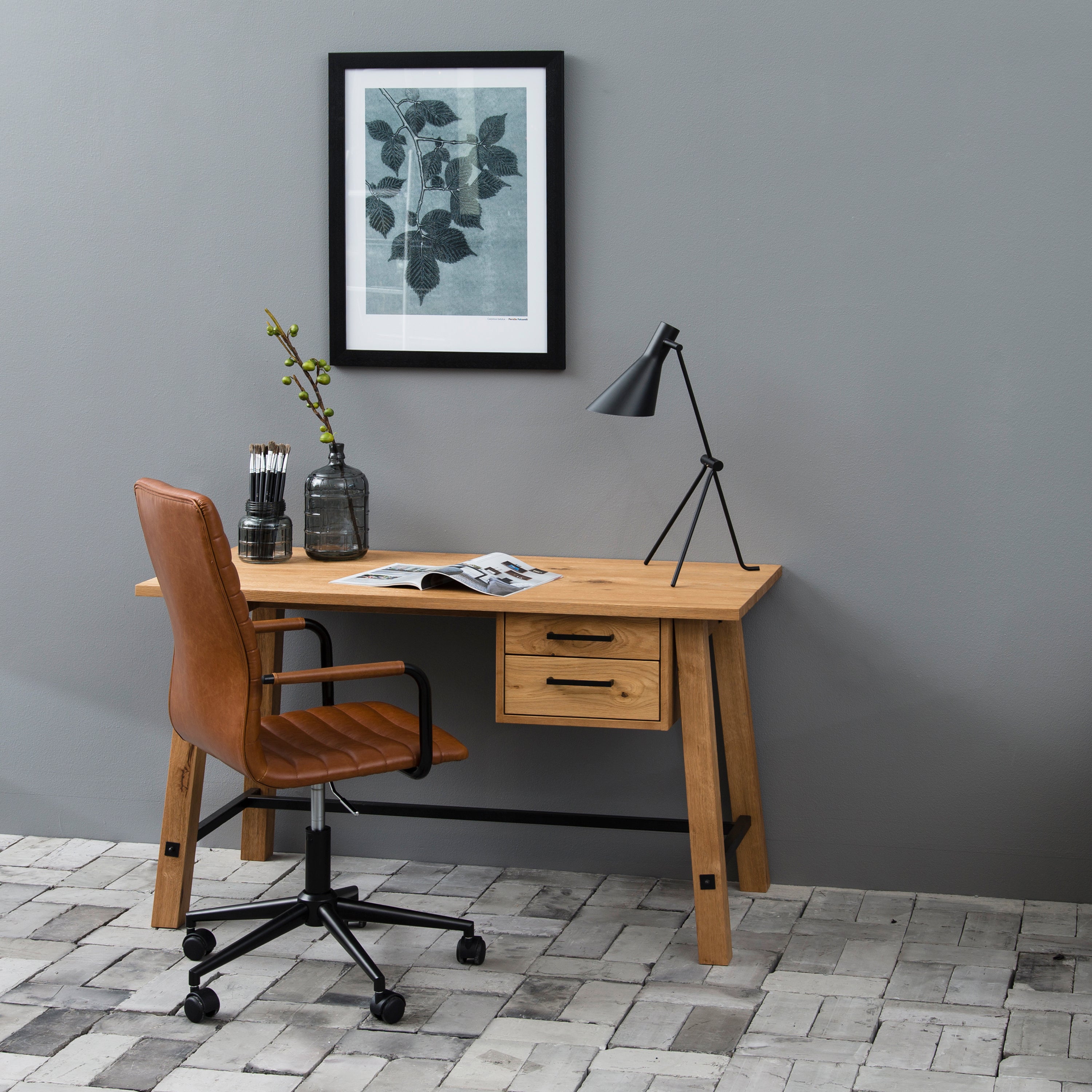 Winslow Swivel Desk Chair With Adjustable Height Function in Vintage Brandy – FTG, view 4
