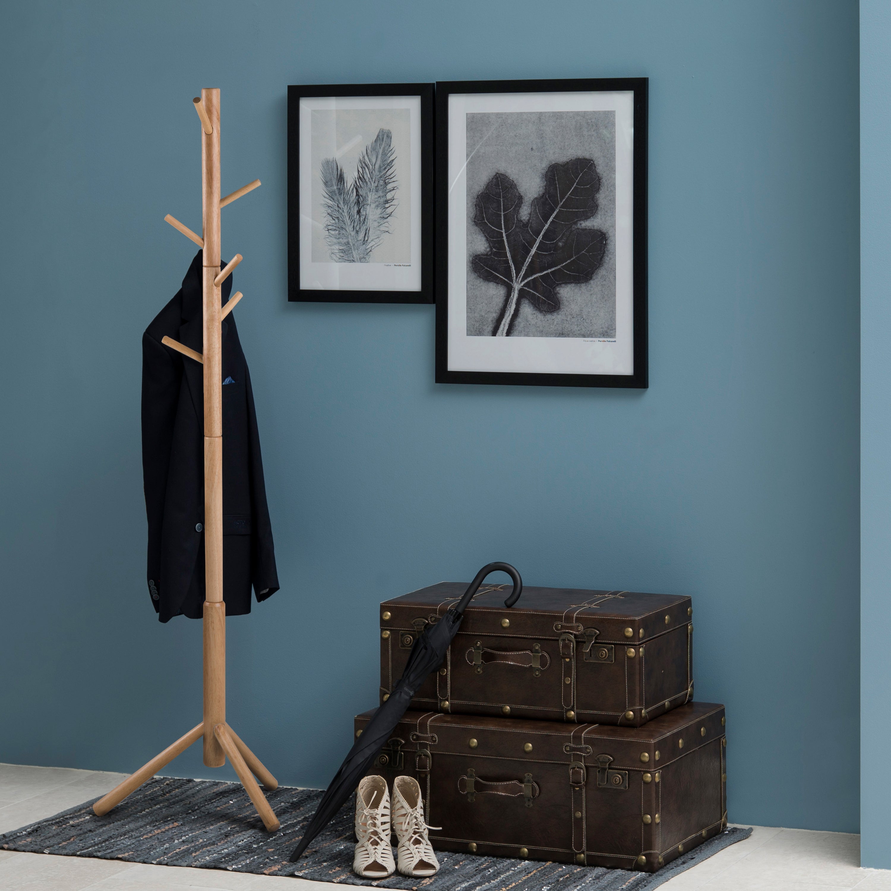 Bremen Coat Stand in Oak – FTG, view 2