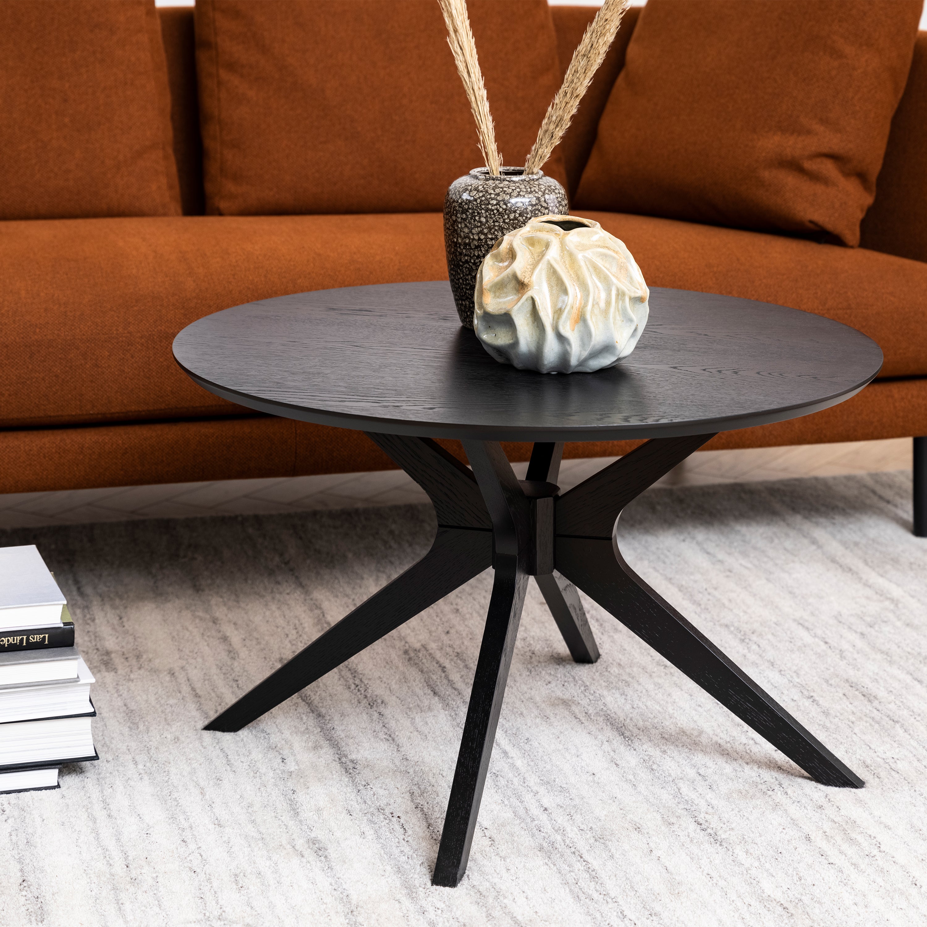I_Duncan Round Coffee Tablein Black 80x45cm – FTG, view 4