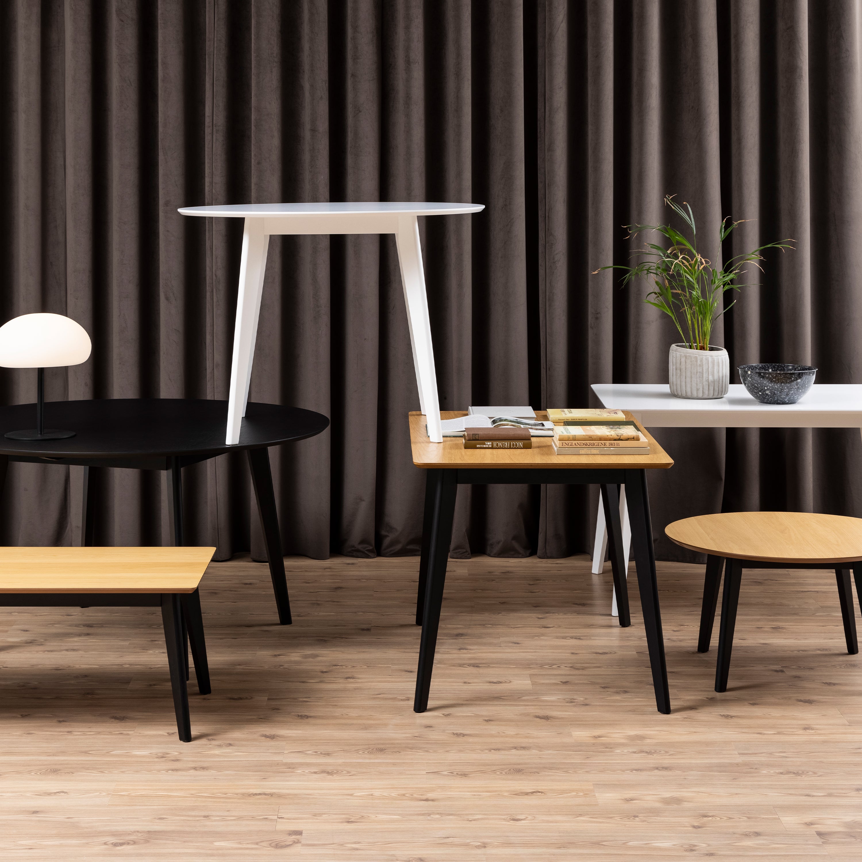 Roxby Dining Table in Oak & Black – FTG, view 4