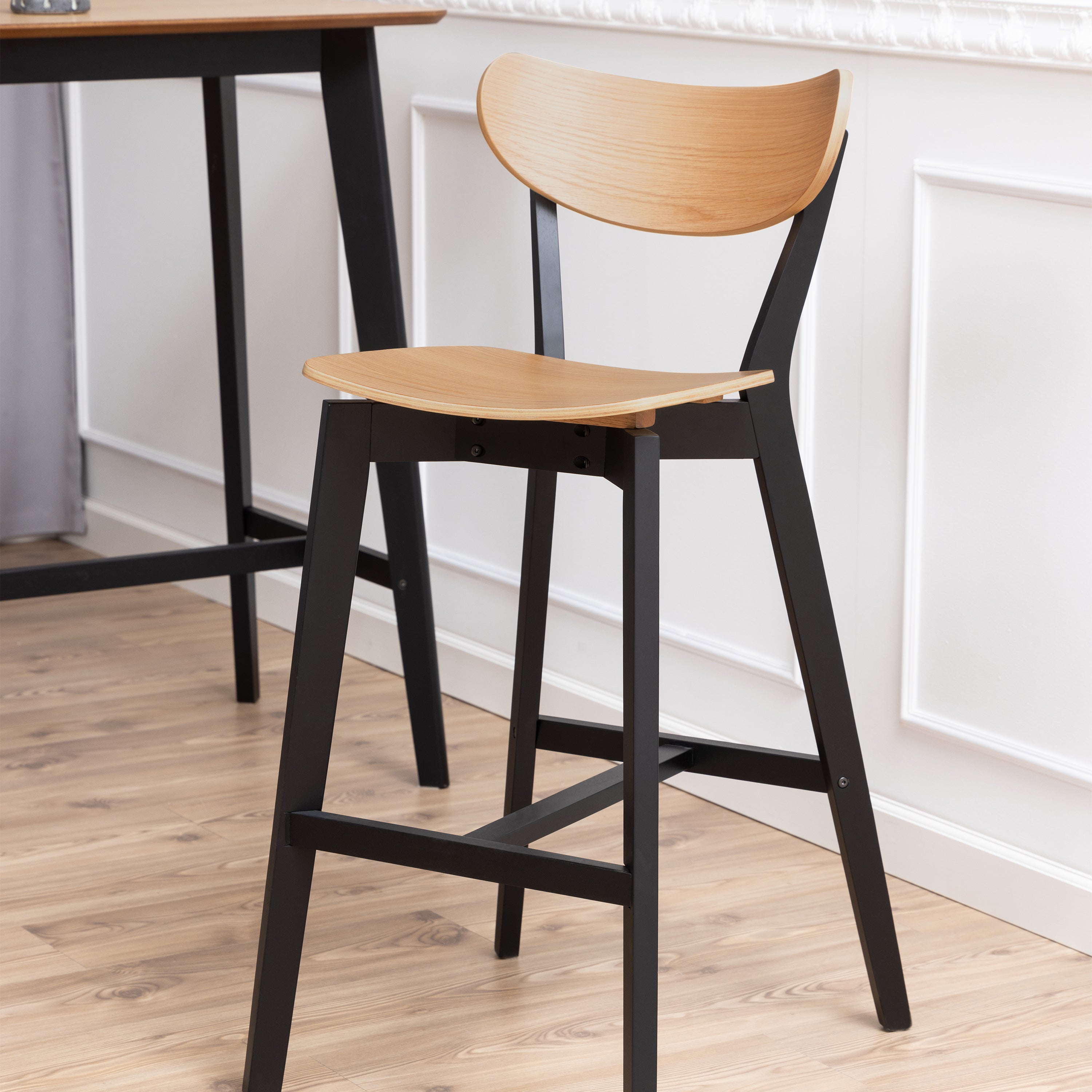 Roxby Bar Table Included 4 Roxby Bar Stool, Black and Oak – FTG, view 7
