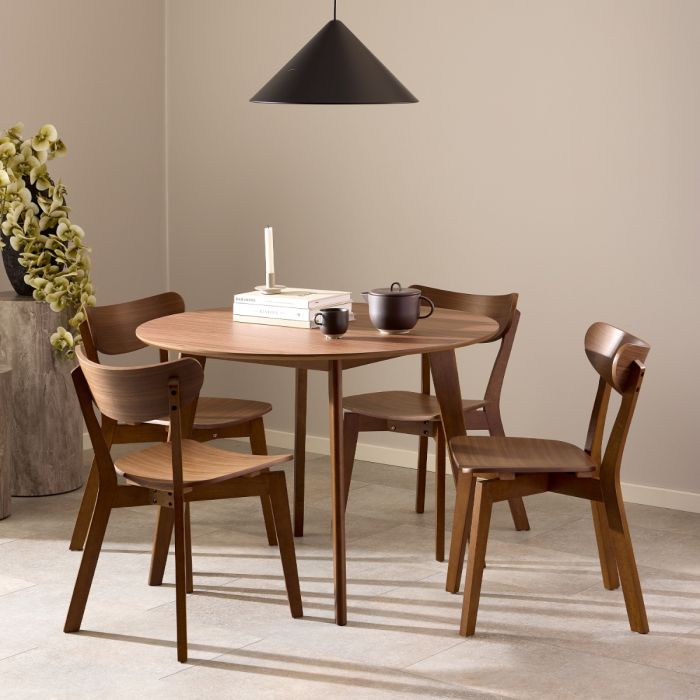 Roxby Round Dining Table in Walnut 105x76cm Included 4 Roxby Dining Chairs in Walnut – FTG