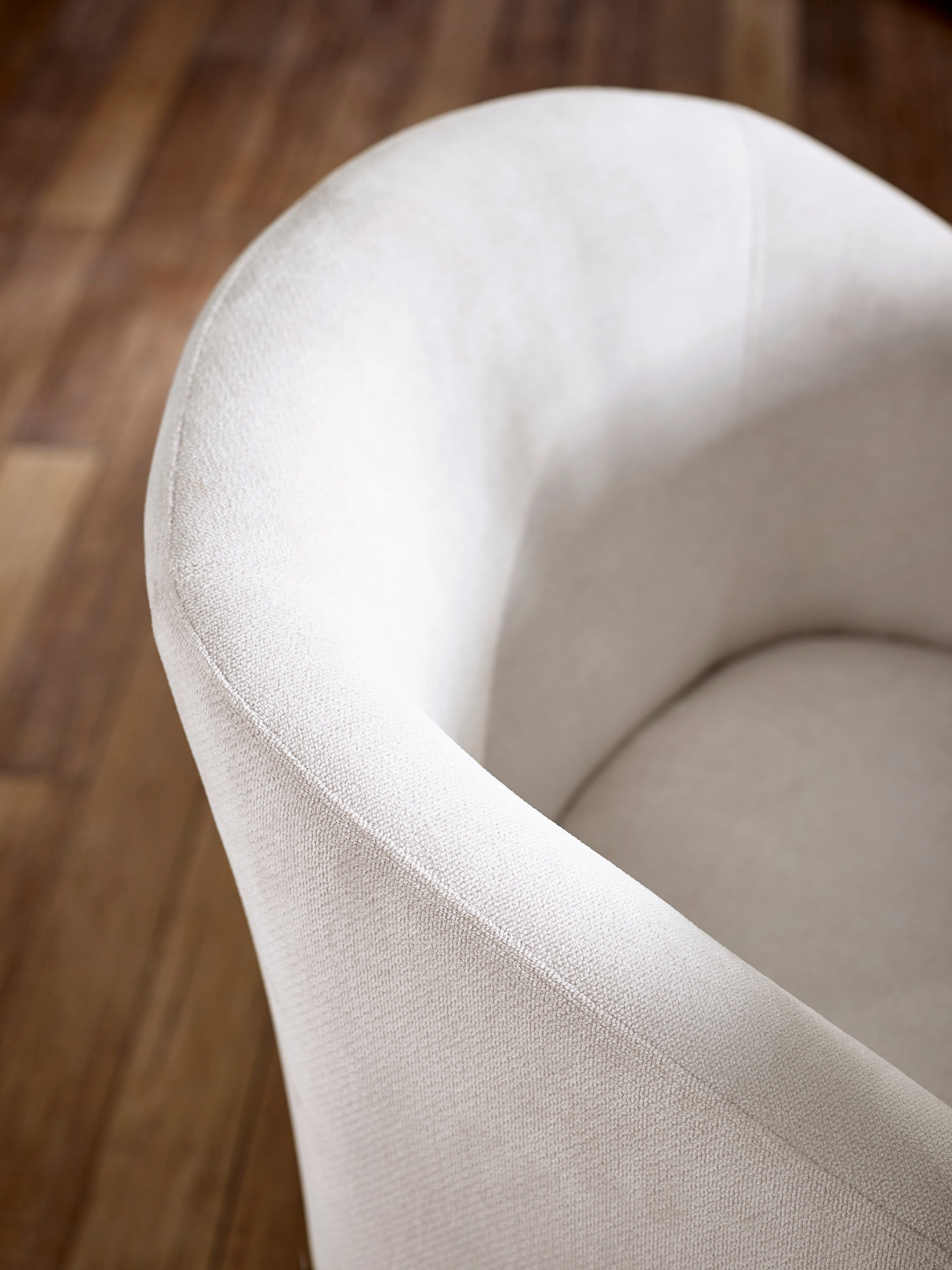 Anthea Cream Tub Dining Chair – Cream Chenille