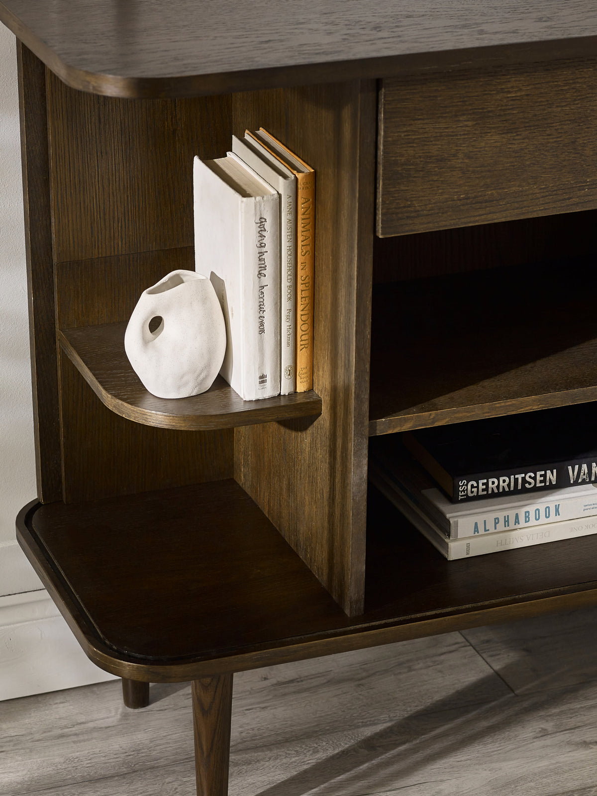 Arya Sideboard
