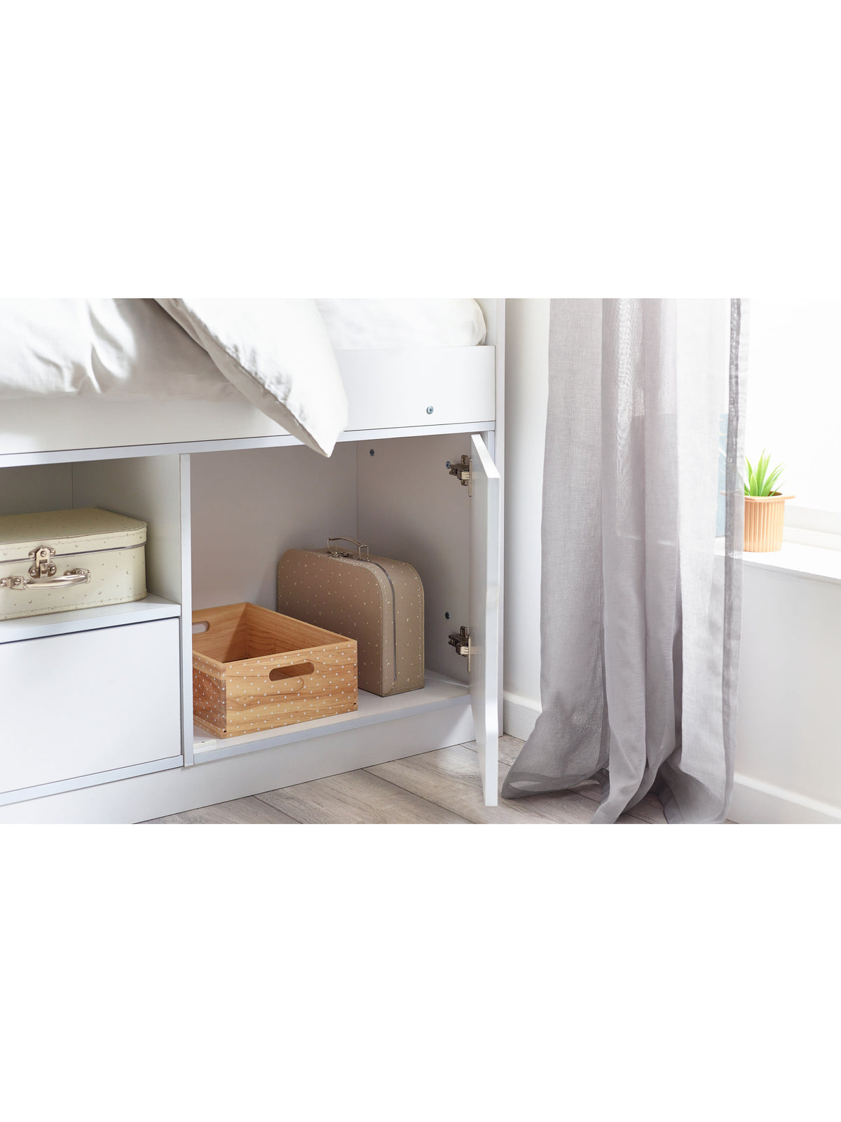 Atom Low Sleeper