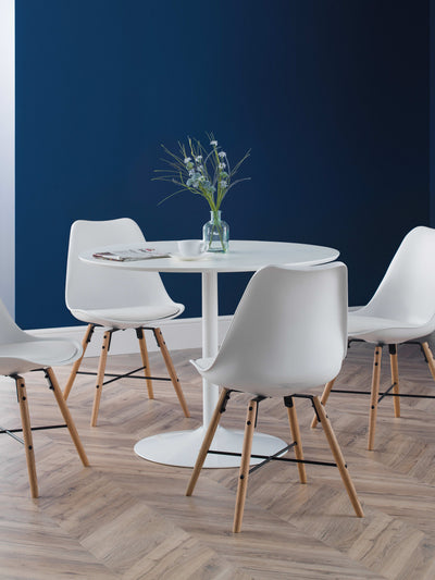 Blanco White Round Table and 4 Kari White Chairs