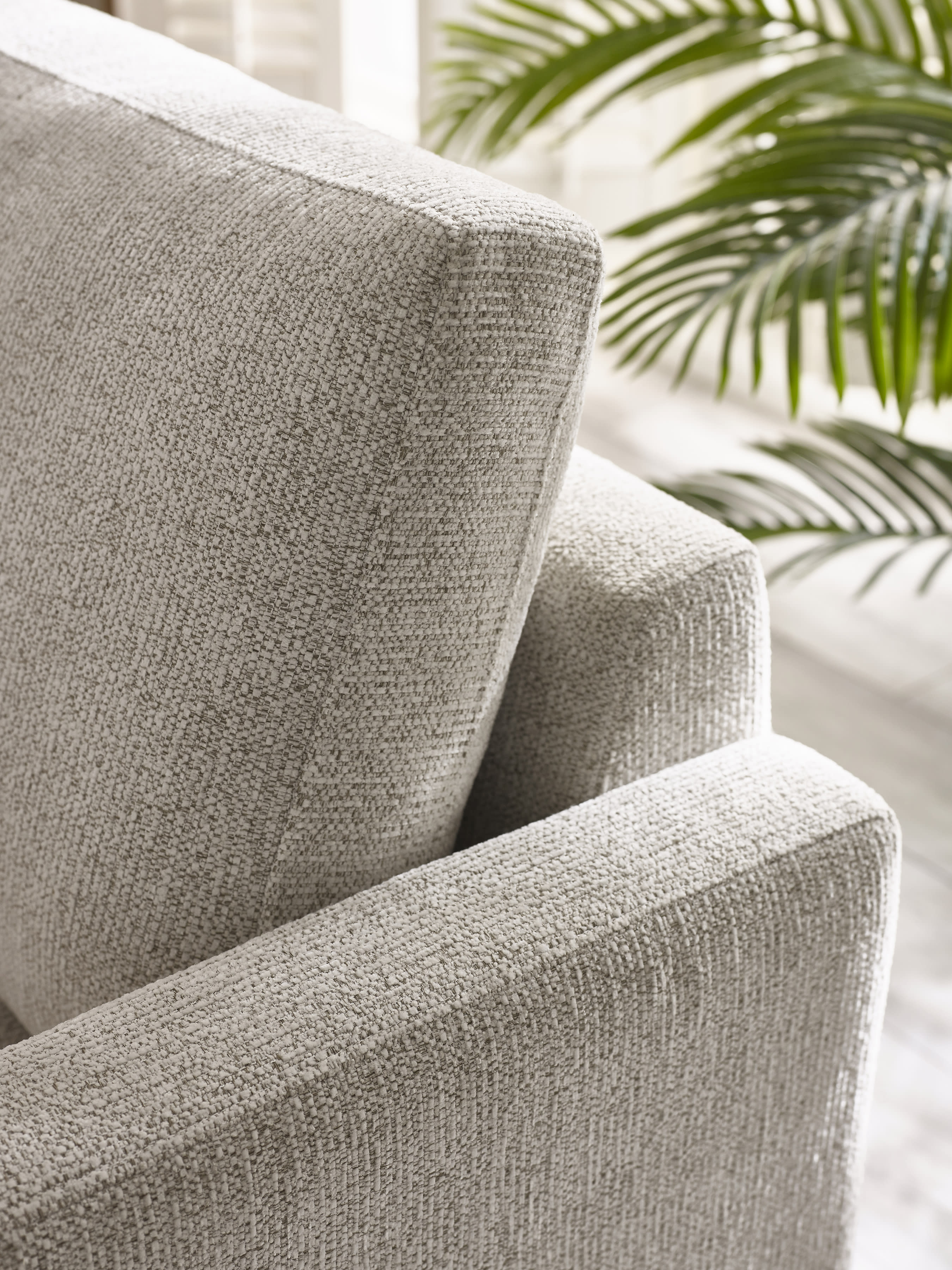 Carrera Oyster Cream Chenille 2 Seater Sofa – Oyster Chenille
