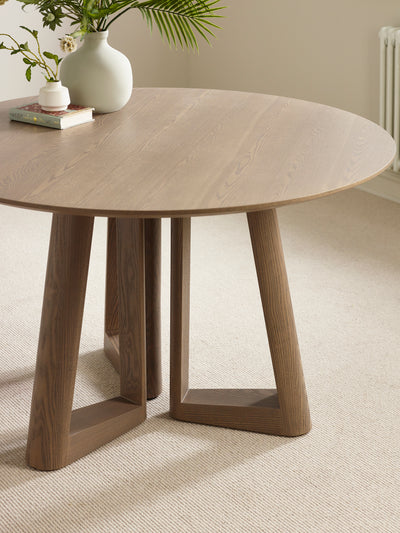 Caravelle Round 4 Seater Dining Table – Smokey Oak Effect