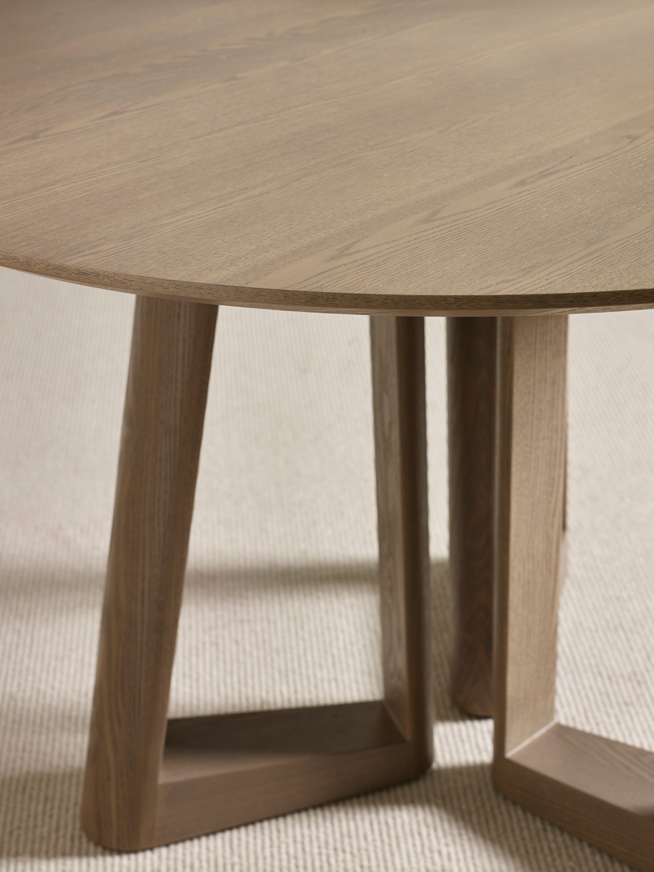 Caravelle Round 4 Seater Dining Table – Smokey Oak Effect