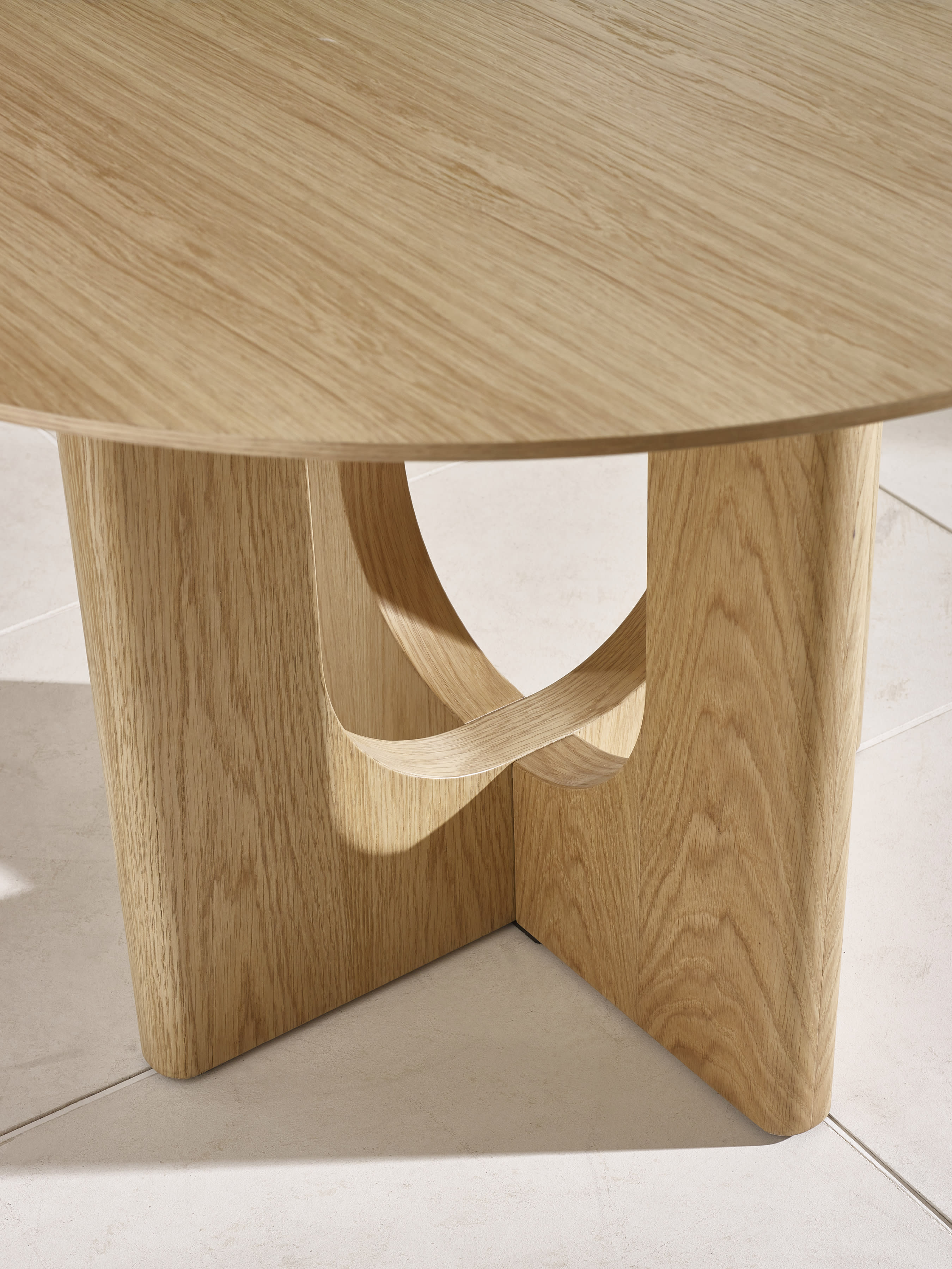 Cellini Round Oak Effect Dining Table Set with 4 Lottie Orange Chenille Upholstered Dining Chairs – Natural Oak Effect