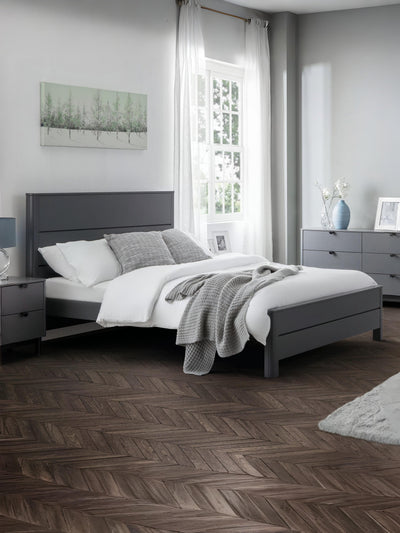 Chloe Bed