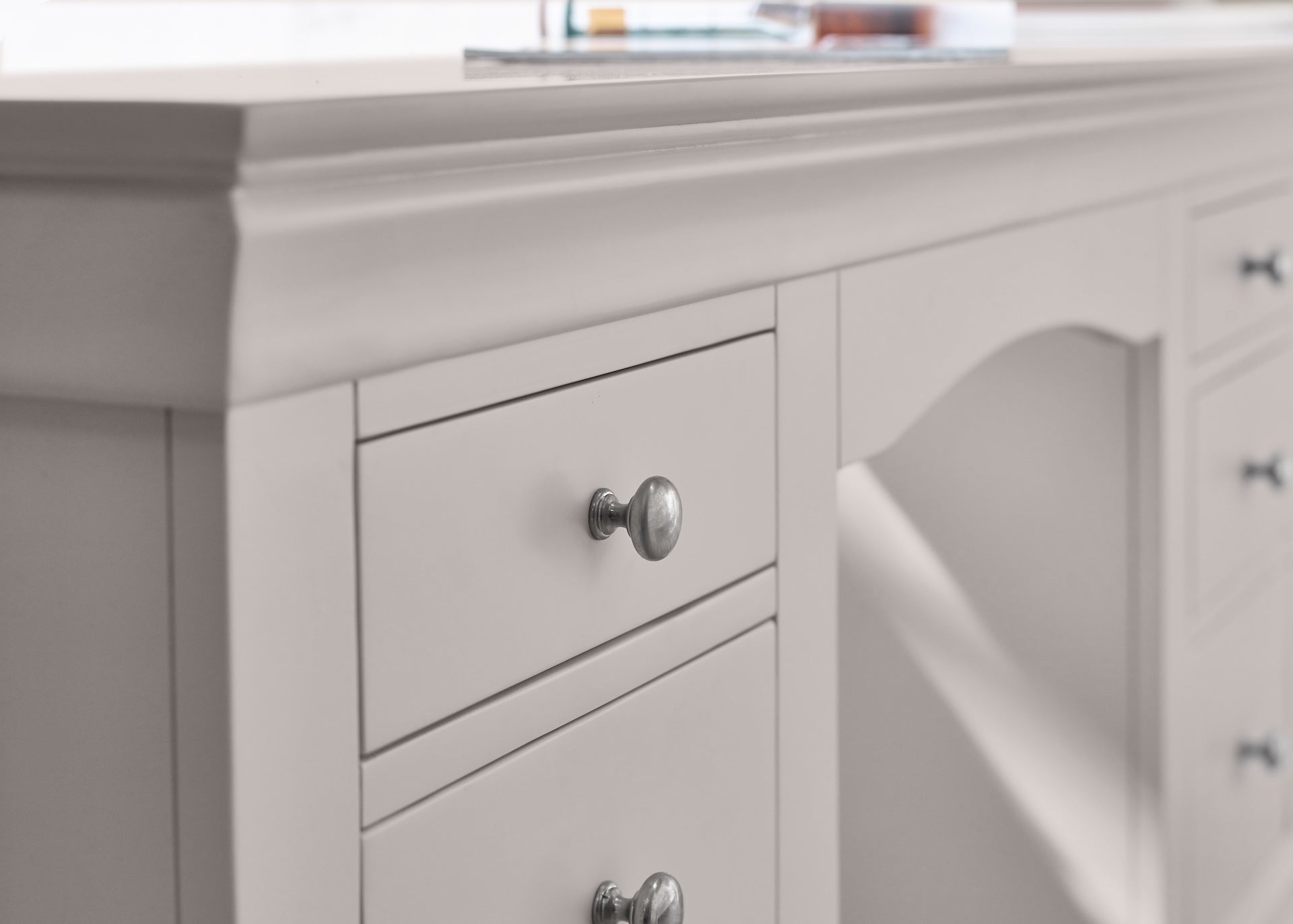 Clermont Dressing Table - Light Grey – Julian Bowen, view 6
